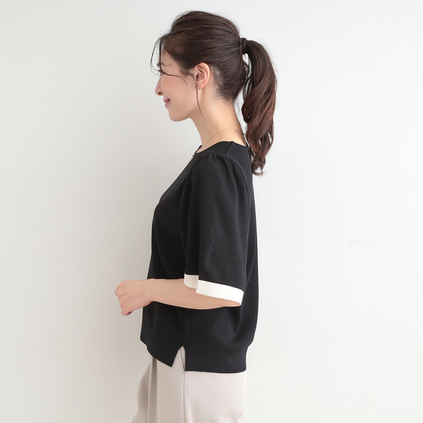 SHOO･LA･RUE「【毎日洗える/S-LL】大人フェミニンなひらり袖 二の腕が隠れる5分袖ニット」|ニット・セーター|