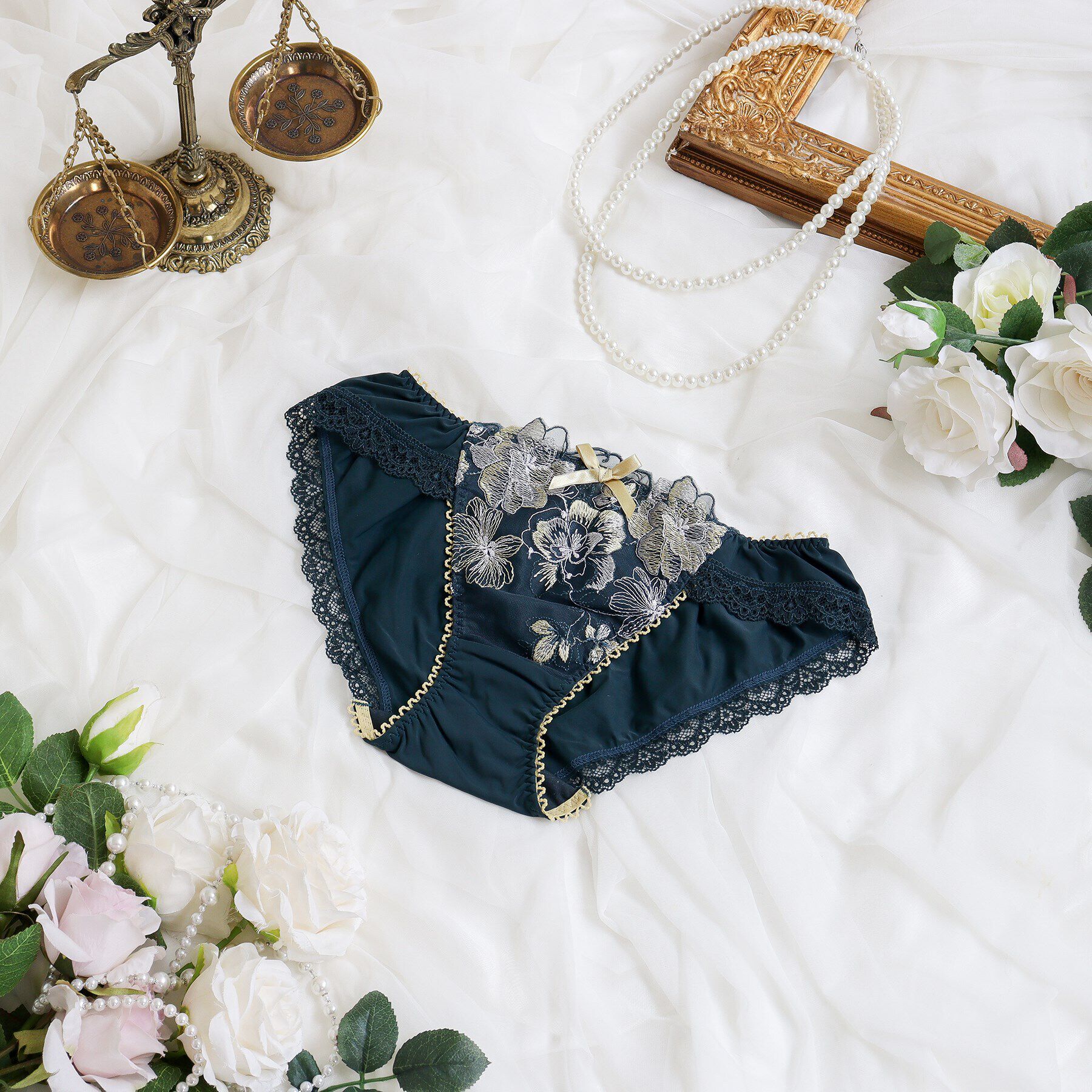 Risa Magli「アルメル ノーマルショーツ」|インナー|グリーン(022)