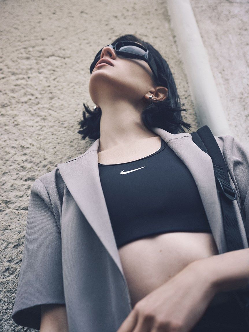 emmi atelier「【ONLINE限定カラー】eco 撥水ギャザーボディーバックパック」|リュック|