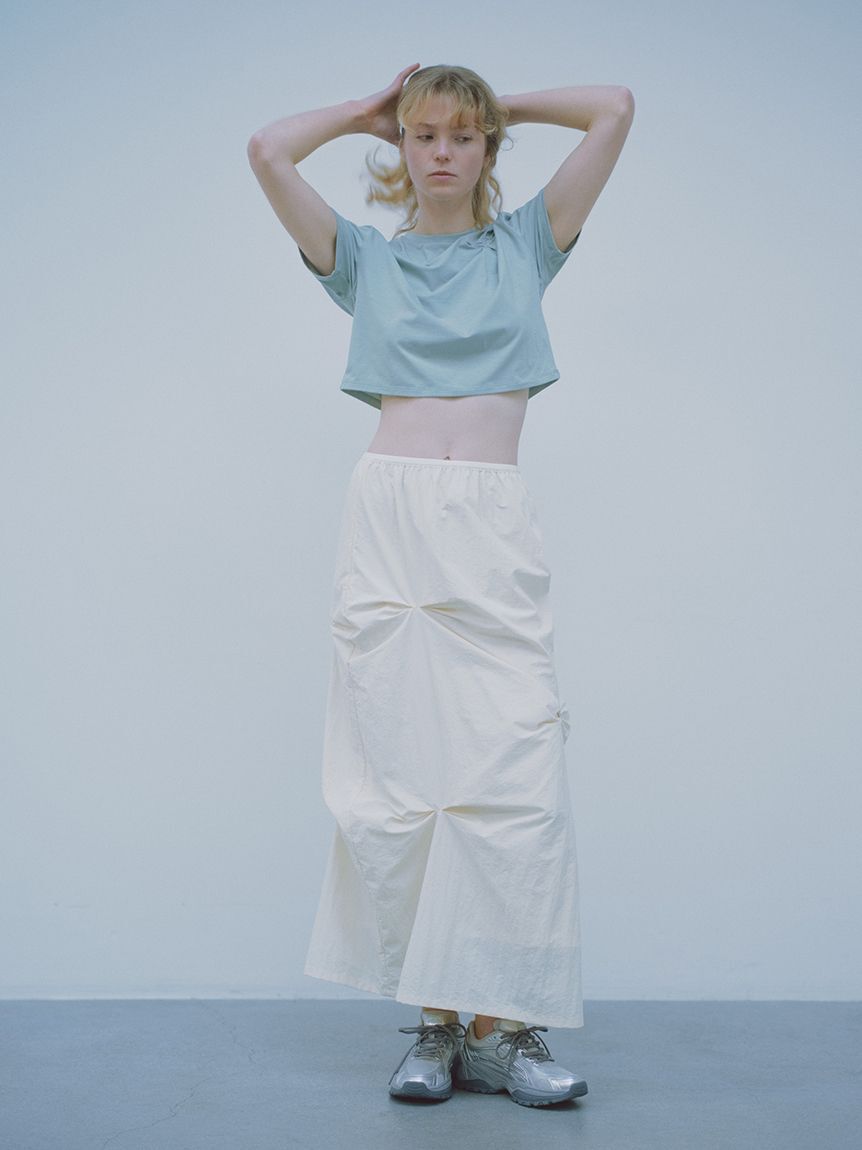 emmi atelier「タックフォルムスカート/撥水」|スカート|