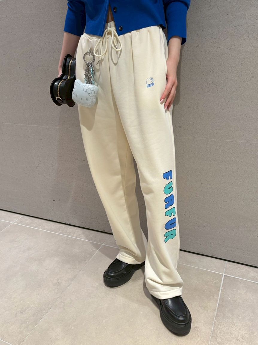 FURFUR「HELLO KITTYクリスタルチャーム」|キーケース|