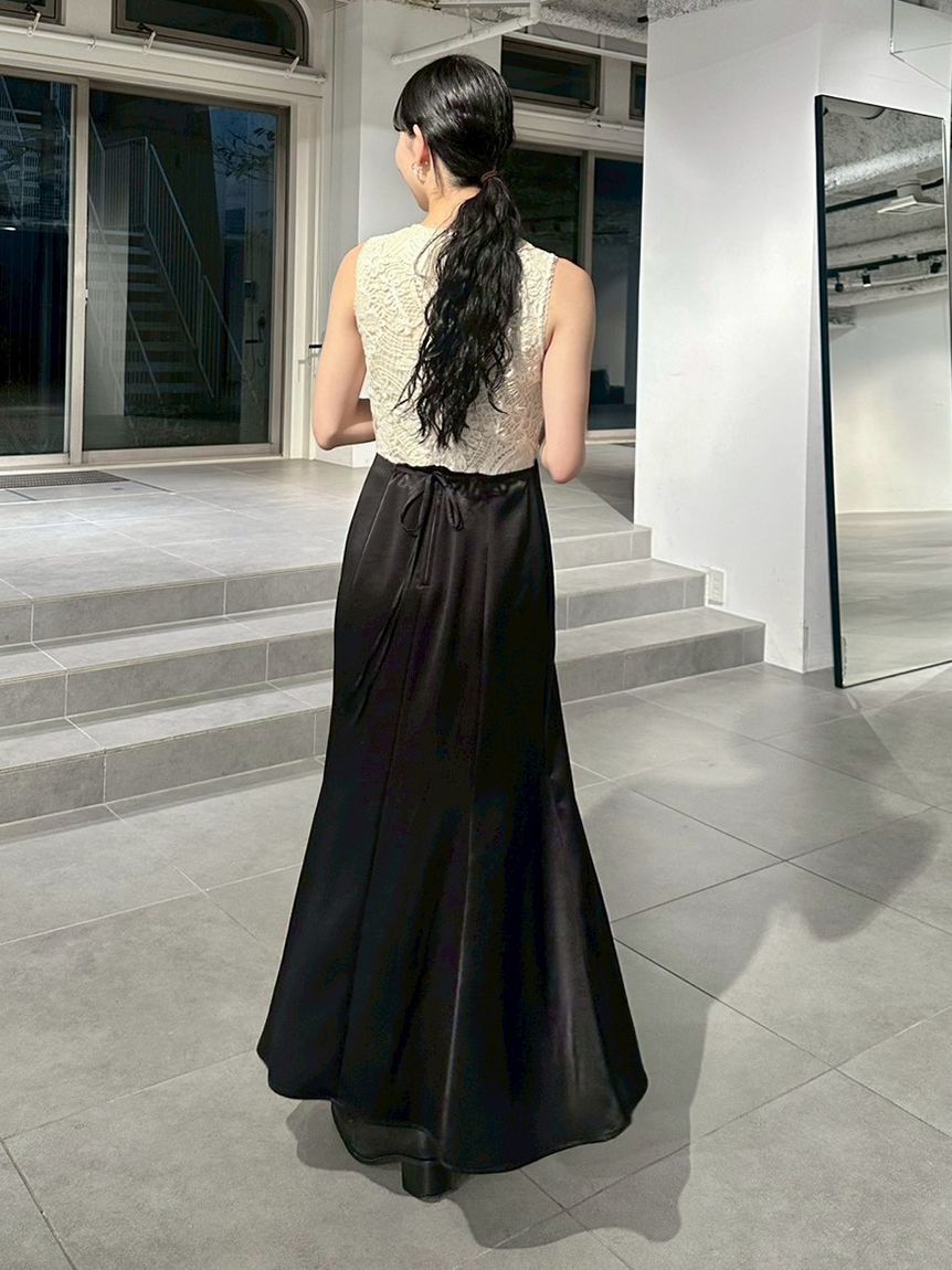 LILY BROWN「エンブロイダリーヴィンテージサテンドレス」|ドレス|