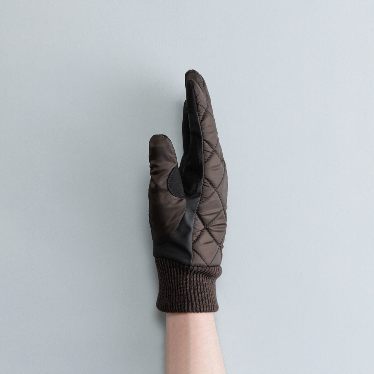 BACKYARD FAMILY「クロダ 手袋 メンズ 通販 グローブ 手ぶくろ スマートフォン対応 スマホ 対応 キルティング」|手袋|