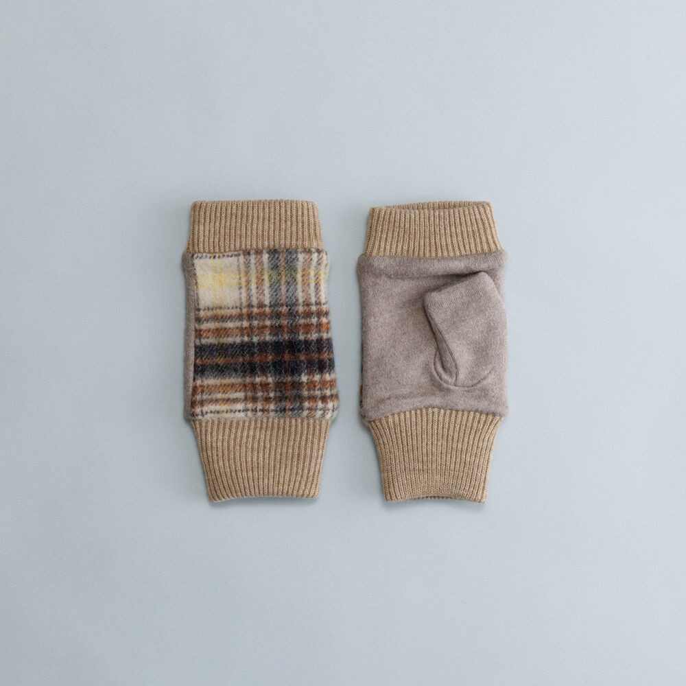 BACKYARD FAMILY「クロダ 手袋 レディース 通販 グローブ 手ぶくろ 指なし ハンドウォーマー ハンドカバー 暖かい」|手袋|ベージュ1