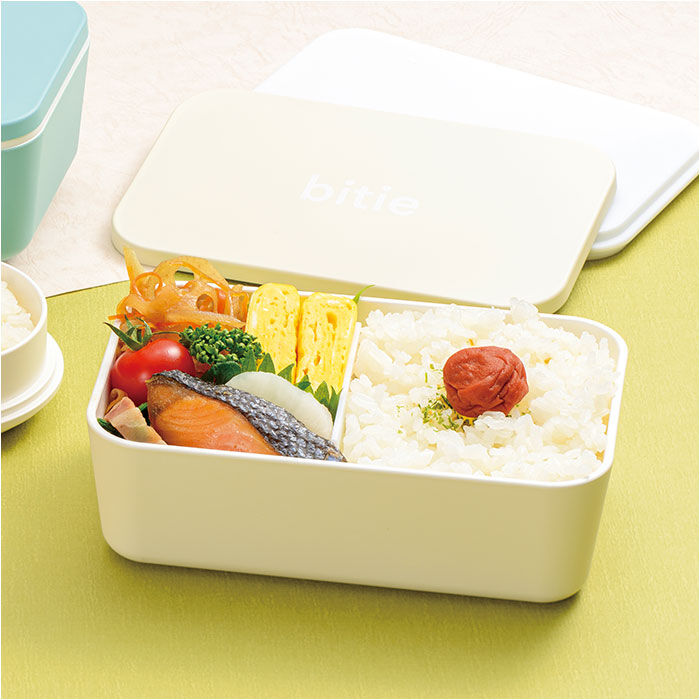 BACKYARD FAMILY「ランチボックス 1段 通販 日本製 弁当箱 お弁当箱 容量600ml レンジ対応 仕切り付き」|食器・キッチングッズ|