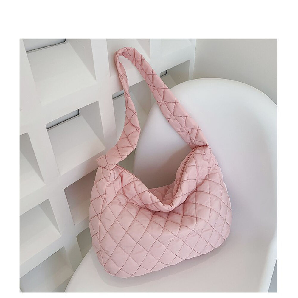 BACKYARD FAMILY「ショルダーバッグ レディース 斜めがけ 通販 キルティング バッグ 斜めがけバッグ 布 バック」|ショルダー・メッセンジャー|ピンク1