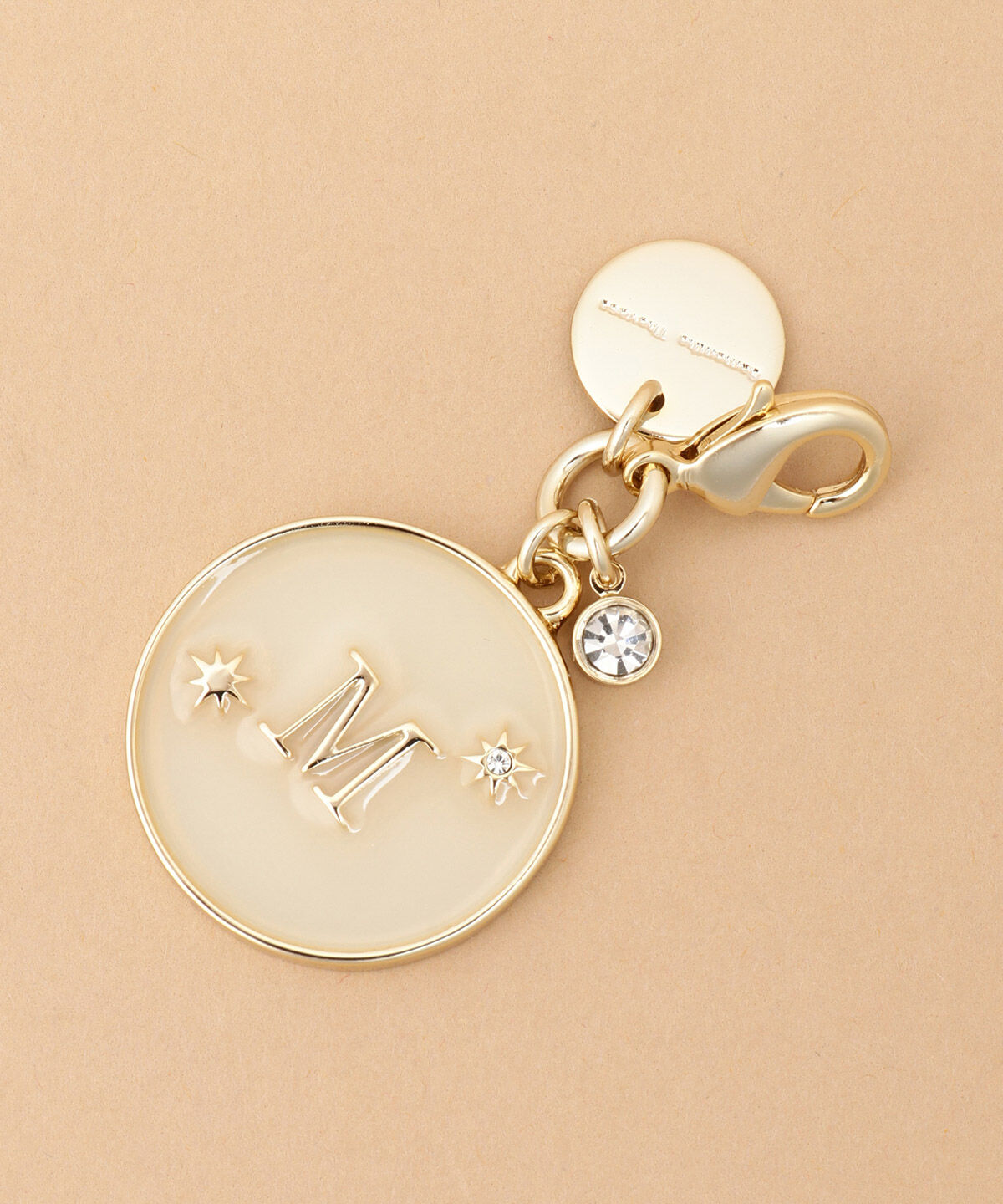 Samantha Thavasa「シャイニーイニシャルファスナーチャーム M」|チャーム・キーホルダー|ゴールド