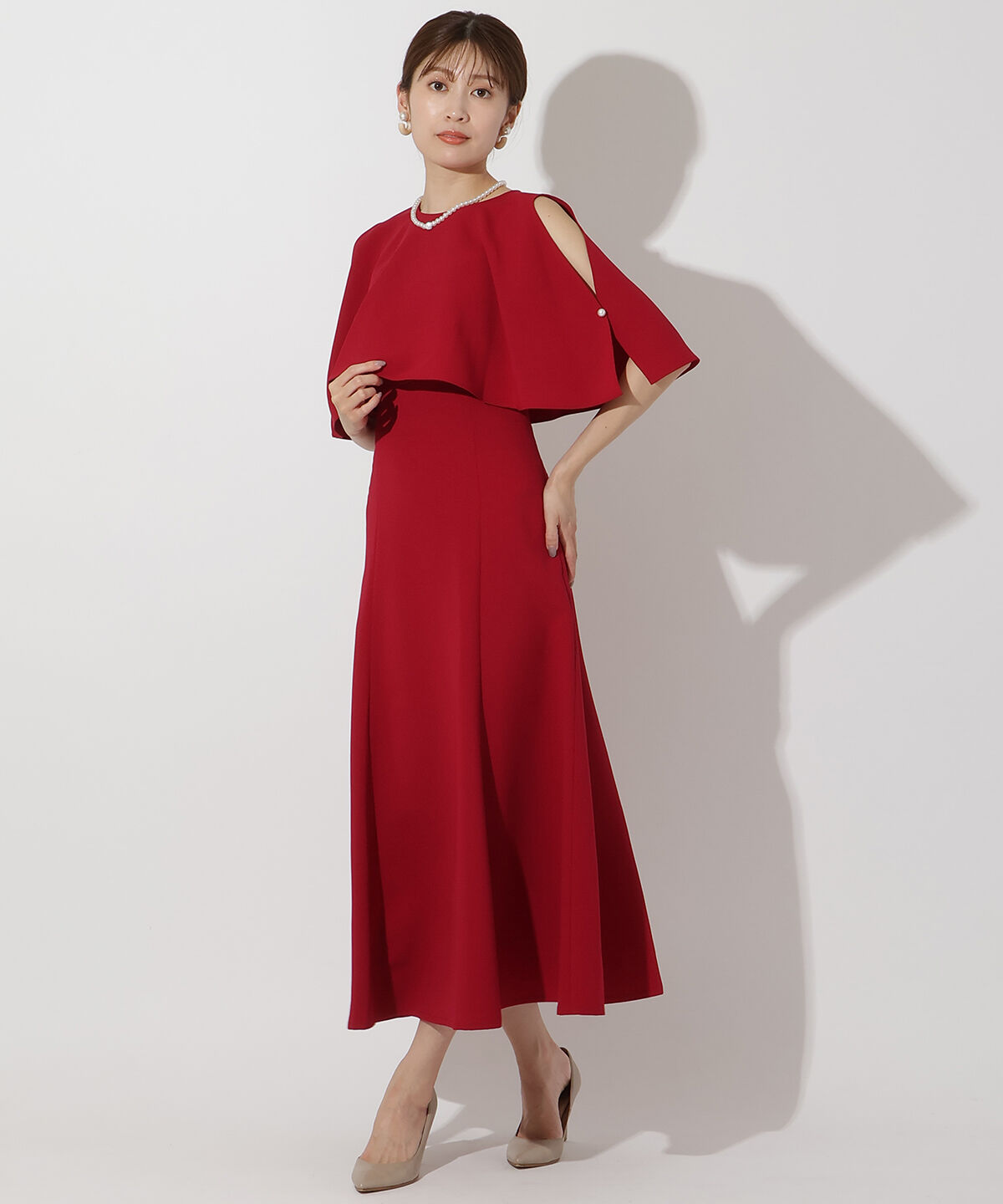 アンドクチュール「ケープレイヤードクルーネックドレス」|ドレス|