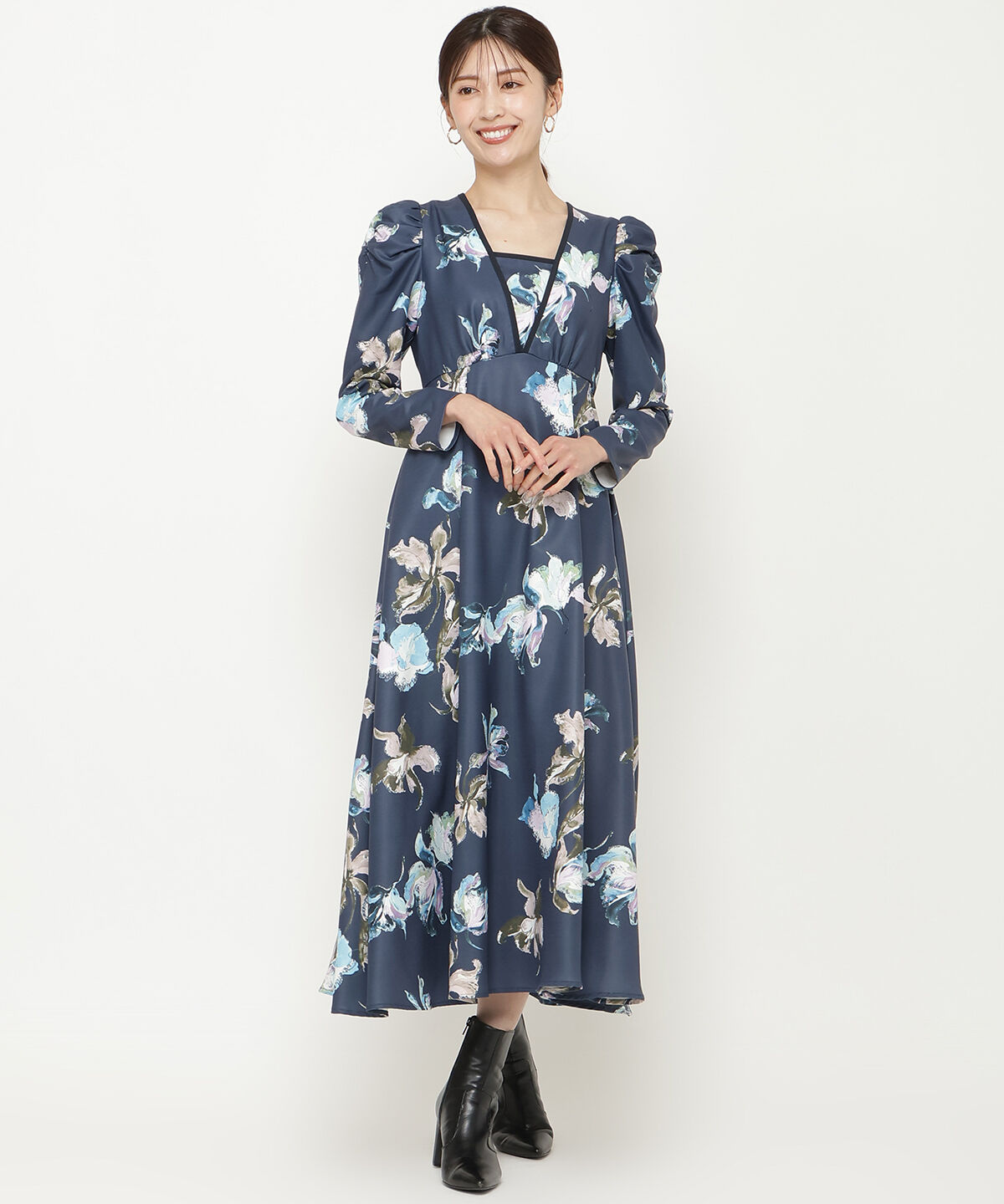 アンドクチュール「ウォーターフラワープリントワンピース」|ワンピース|