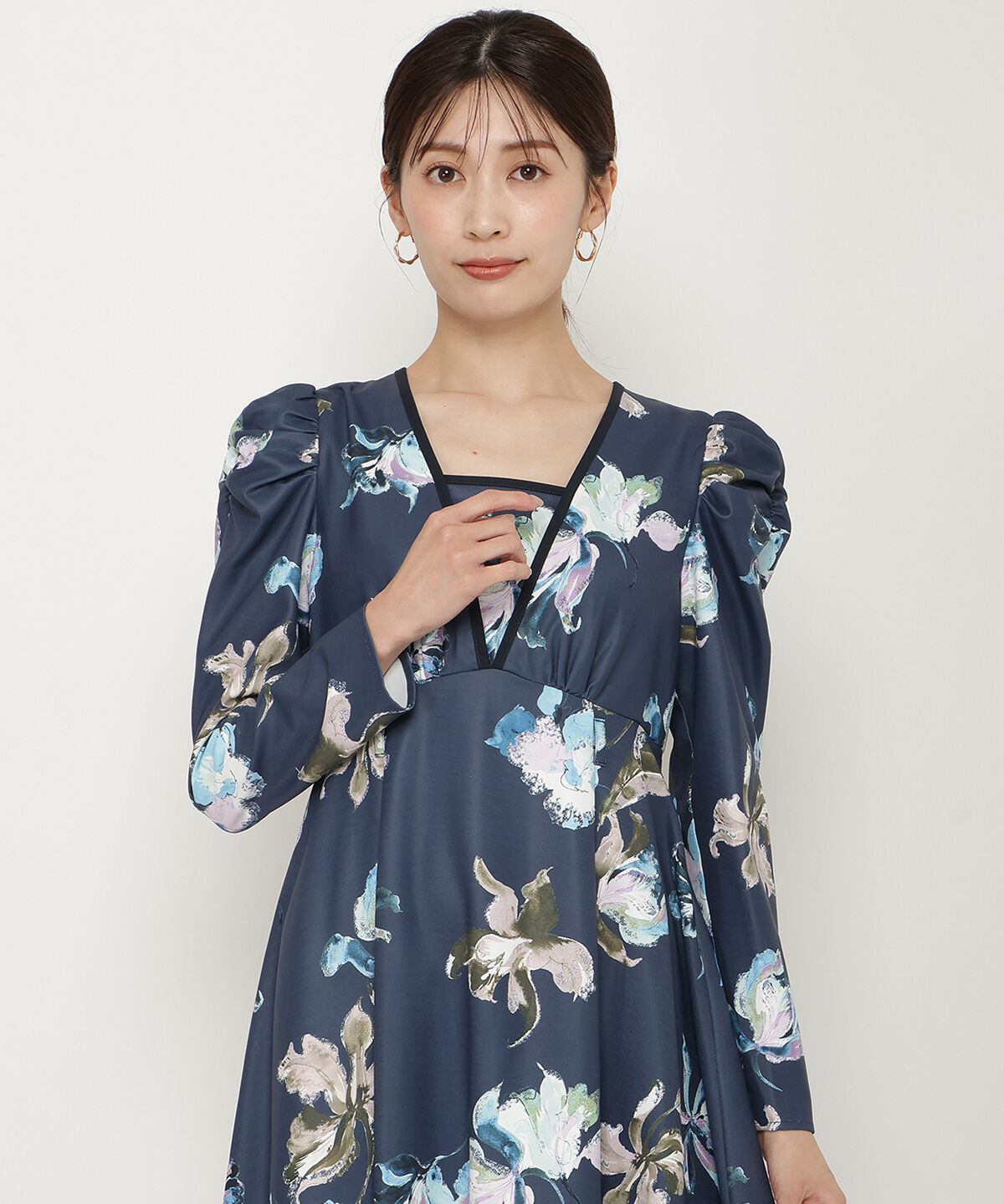 アンドクチュール「ウォーターフラワープリントワンピース」|ワンピース|