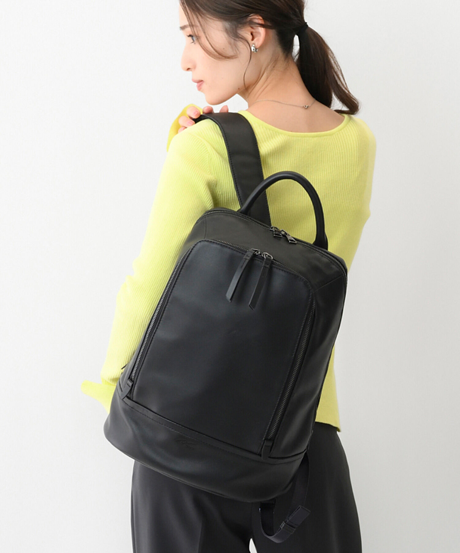 W&.Day/Night「W&.Day/Night ピルクエット レザーリュック A4サイズ 13.3インチPC収納 19011」|リュック|ブラック