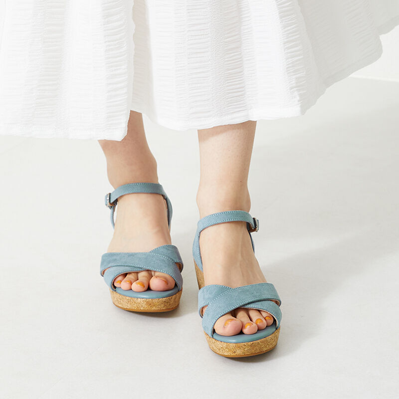 WA Oriental TRaffic「【アウトレット価格】クロスウエッジサンダル/32208」|パンプス|BLUE