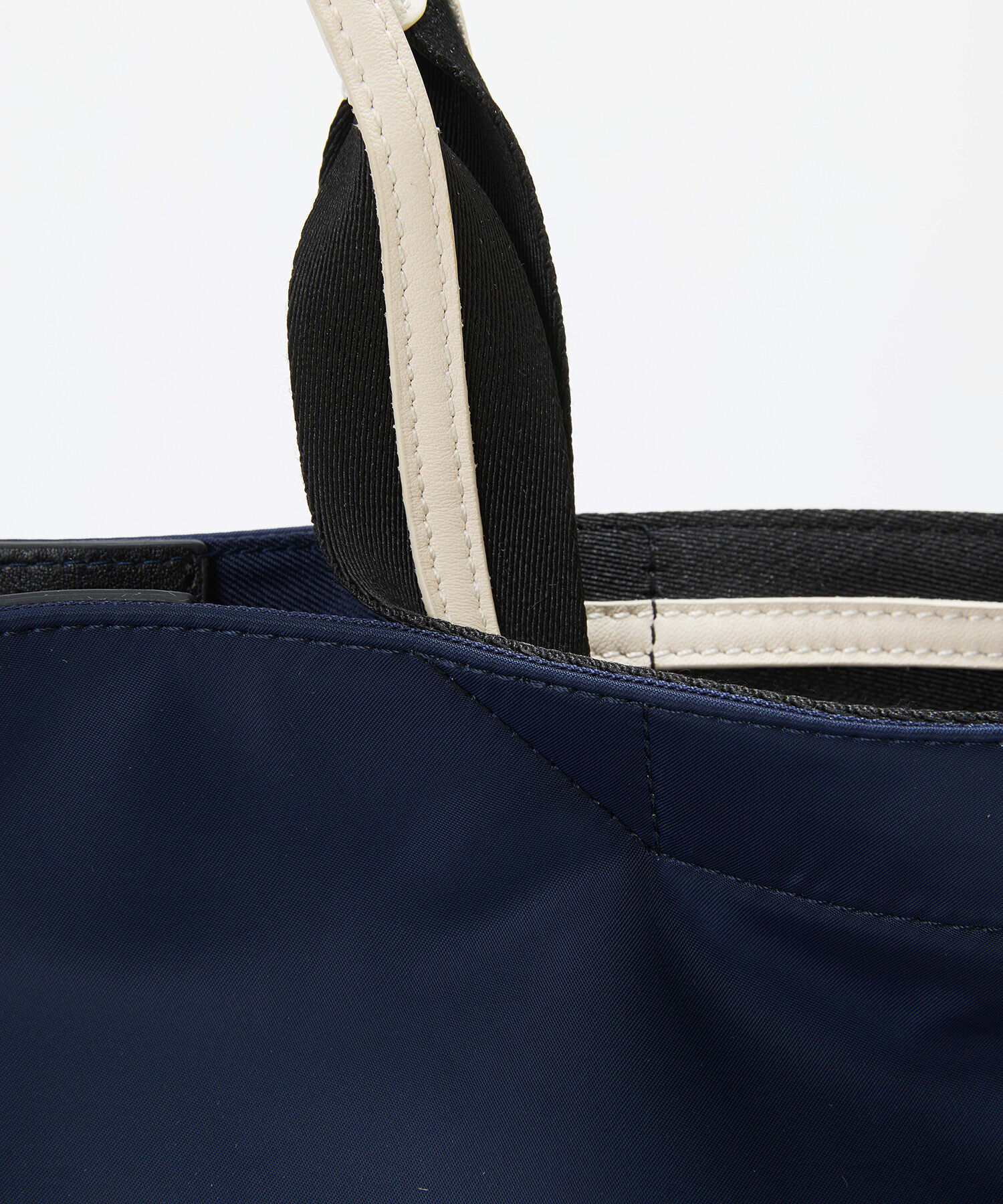 TOPKAPI TREASURE「【TREASURE TOPKAPI】ストライプハンドル ナイロン 縦型 2way トートバッグ A4対応」|トートバッグ|