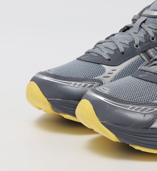 SHIPS「ASICS: GEL-KINETIC FLUENT」|スニーカー|