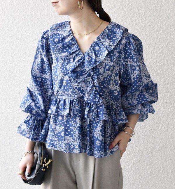 SHIPS any「SHIPS any:〈洗濯機可能〉バンダナ プリント カシュクール フリル ブラウス」|シャツ・ブラウス|