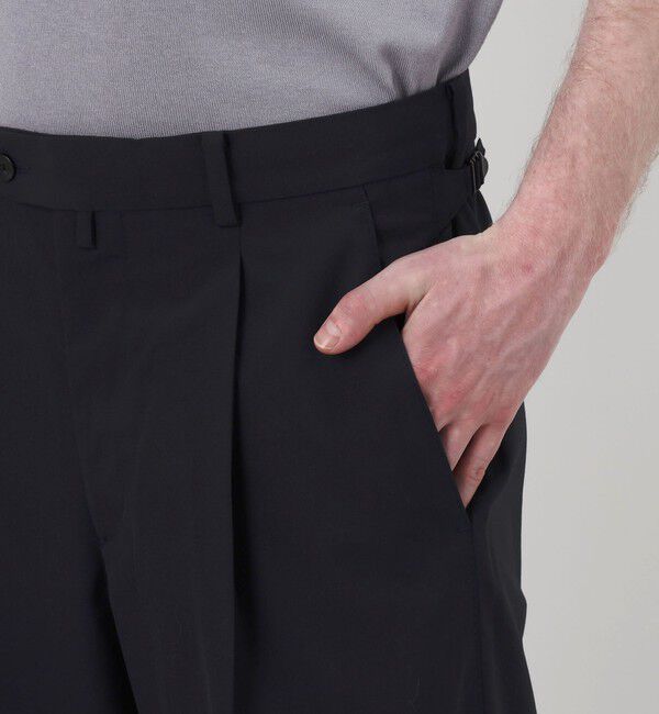 TOMORROWLAND MENS「ポリエステルウールトロピカル 2タックワイドストレートアジャスターパンツ」|スラックス|