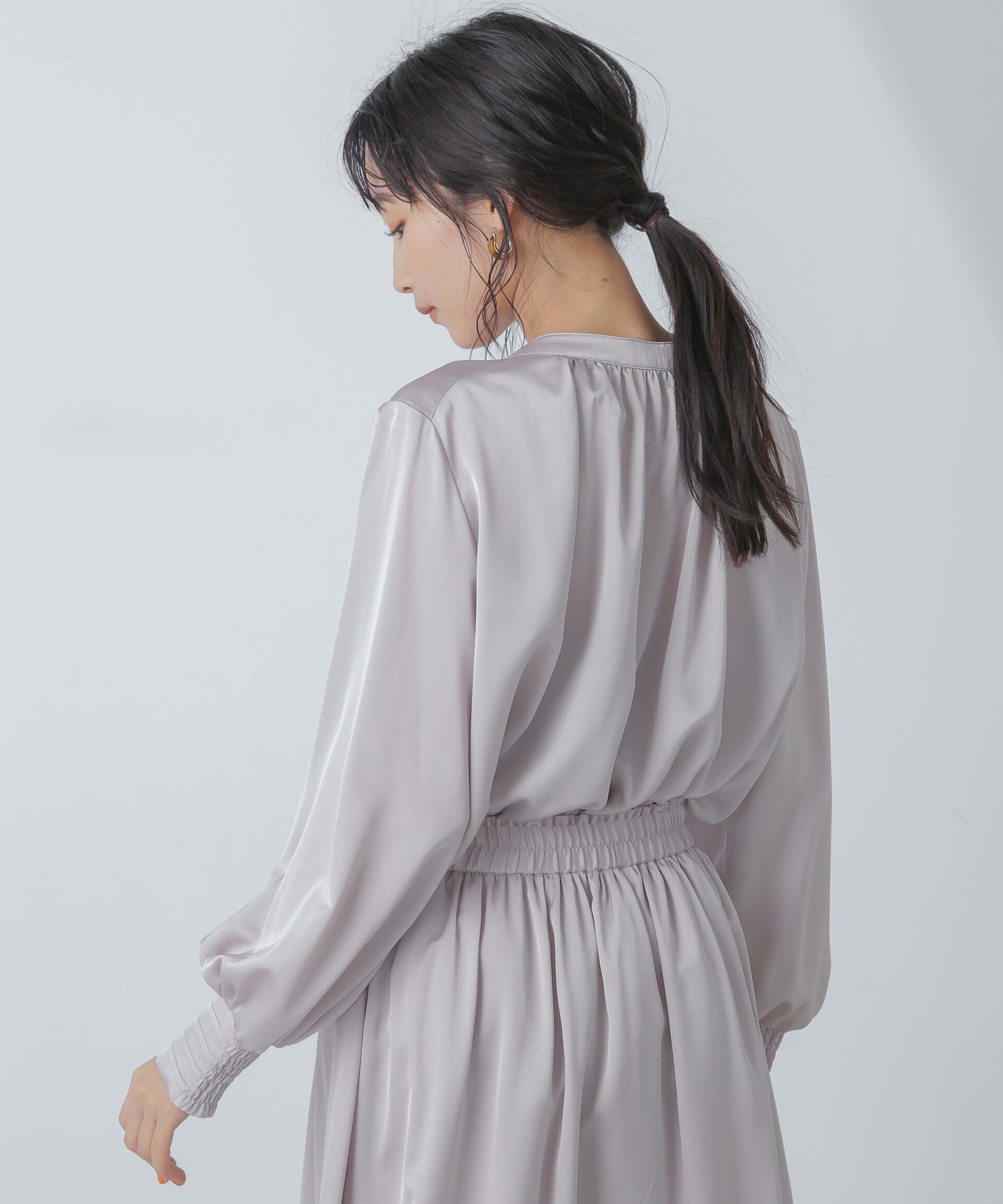 nano･universe「前後2wayサテンギャザーブラウス(セットアップ可)」|シャツ・ブラウス|