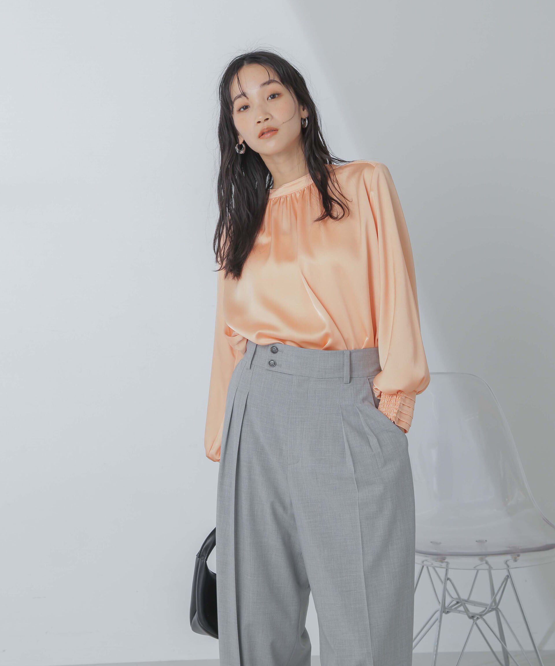 nano･universe「前後2wayサテンギャザーブラウス(セットアップ可)」|シャツ・ブラウス|