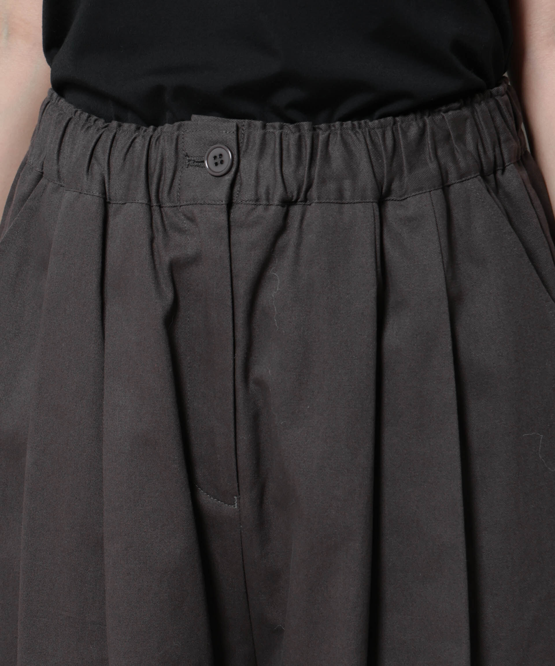 nano･universe「タックコクーンチノパンツ」|チノ|