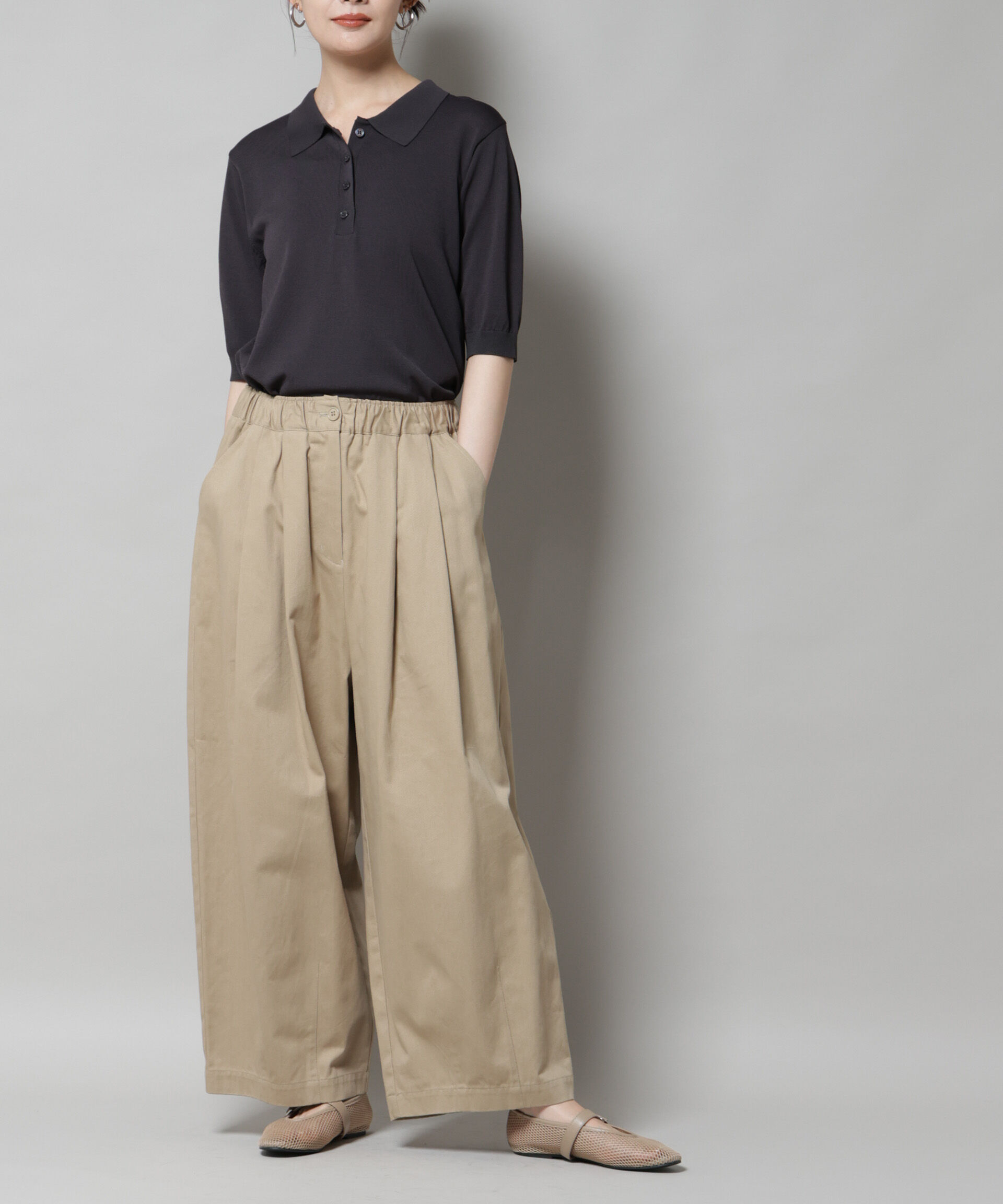 nano･universe「タックコクーンチノパンツ」|チノ|ベージュ