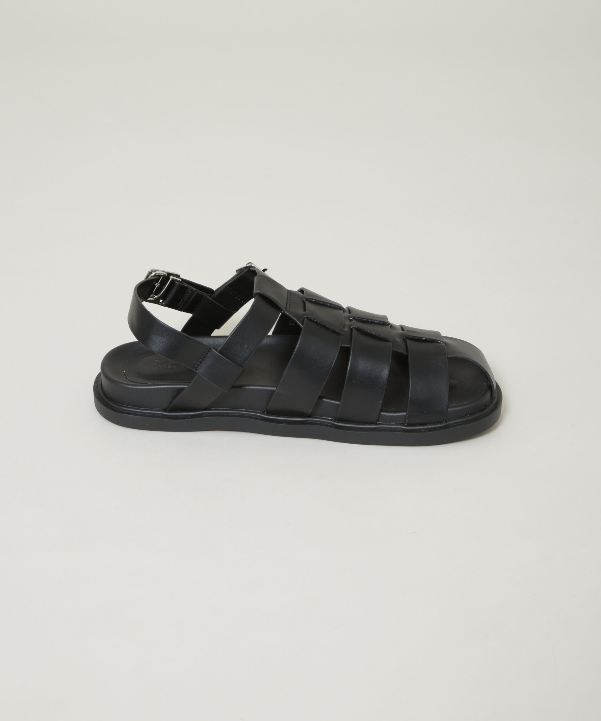 nano･universe「スタンダードグルカサンダル」|サンダル|