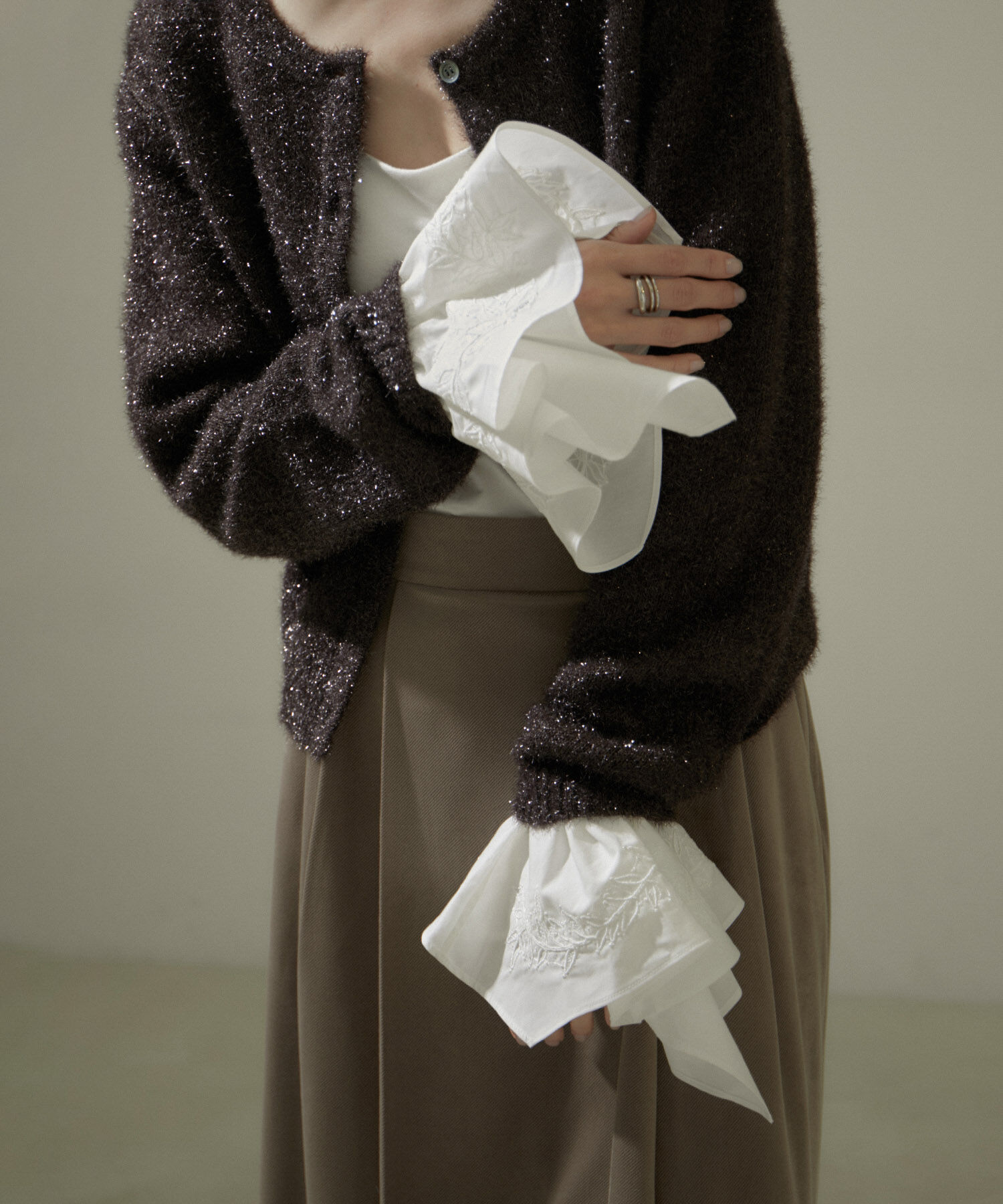 SALON adam et rope'「エンブロイダリーカフス（付け袖）」|手袋|