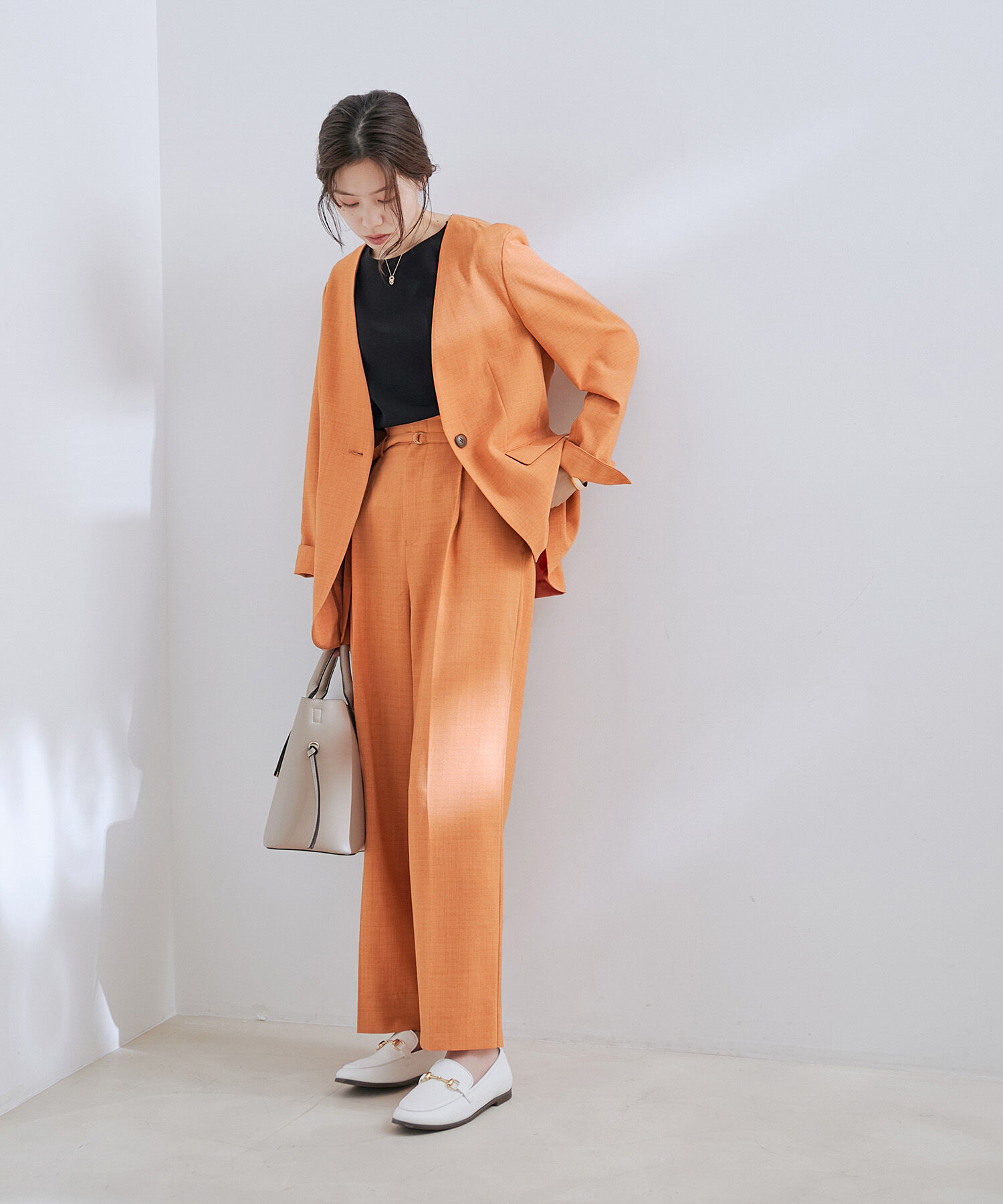 VIS「【洗える・接触冷感】美easyノーカラーVネックジャケット【セットアップ対応】」|ノーカラージャケット|