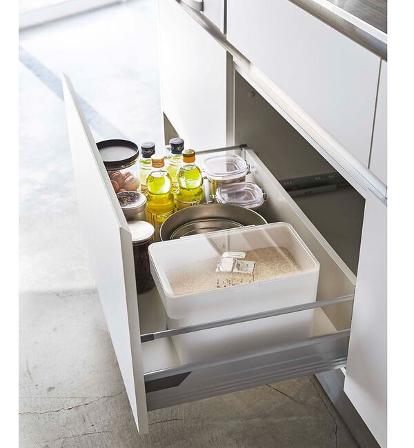 collex「【tower】密閉 シンク下米びつ 5kg 計量カップ付 スリム 米保存容器」|食器・キッチングッズ|