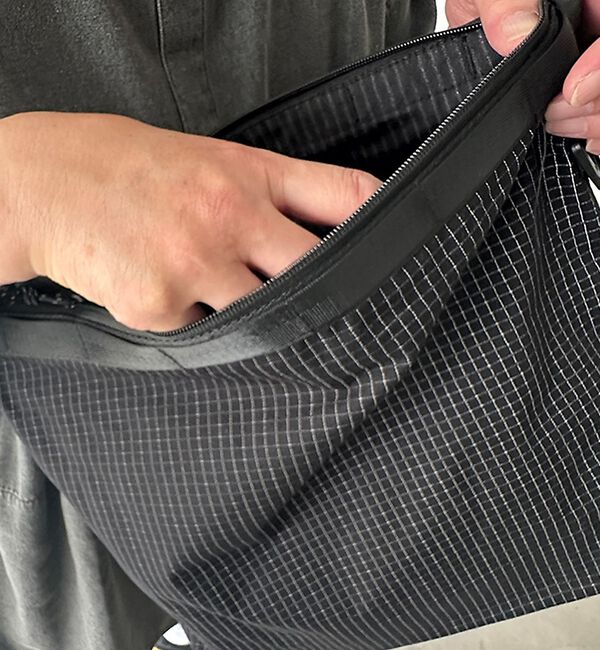 ABAHOUSE「【WEEKEND(ER)/ウィークエンダー】REF/RIP SHOULDER/レ」|ショルダー・メッセンジャー|