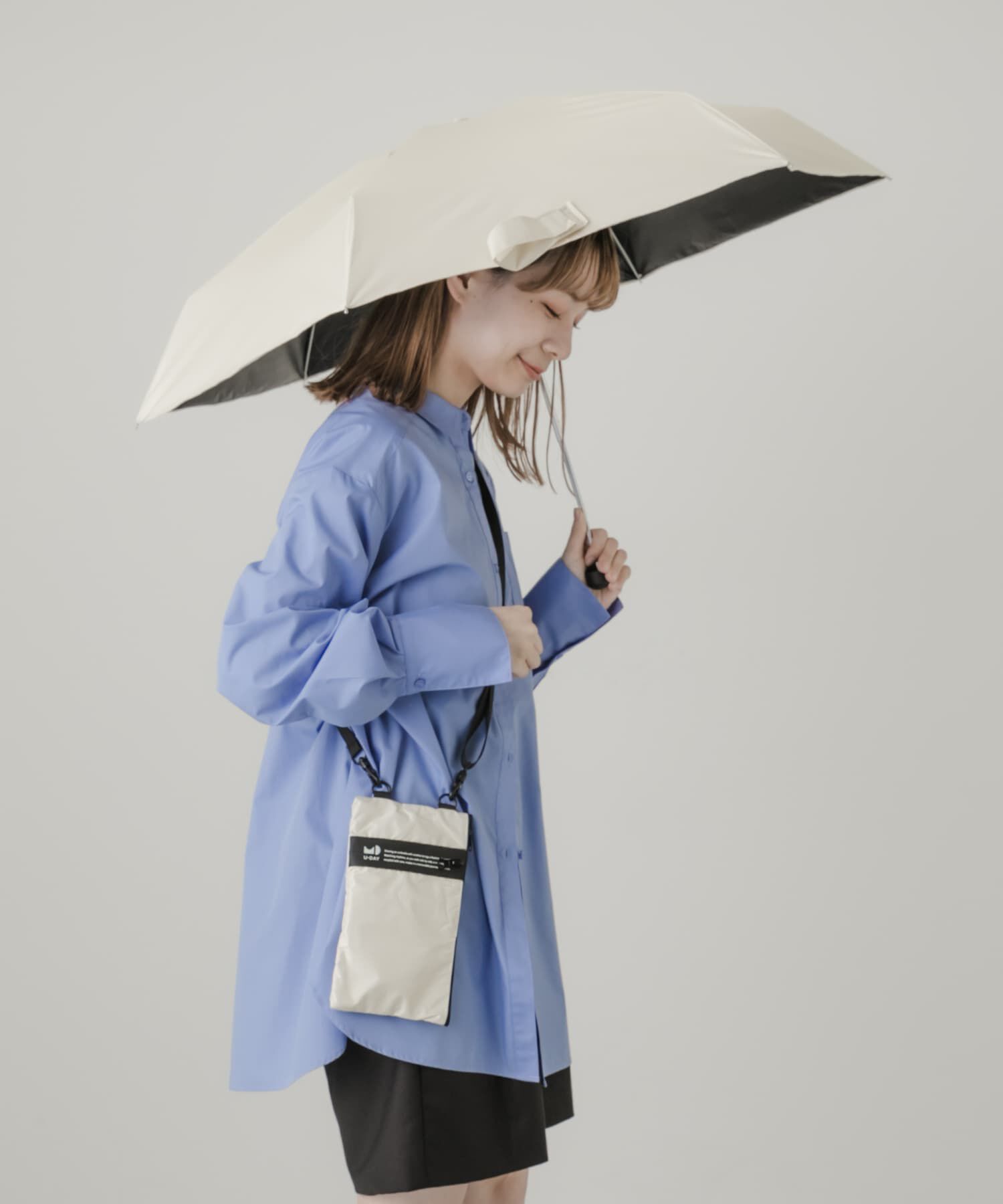 SMELLY「『晴雨兼用』because　マルチサコッシュ付きアンブレラ」|傘|