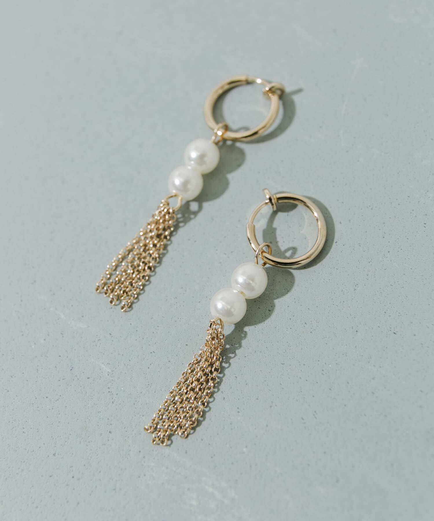 SMELLY「パールシャワーチェーンイヤリング」|イヤリング|