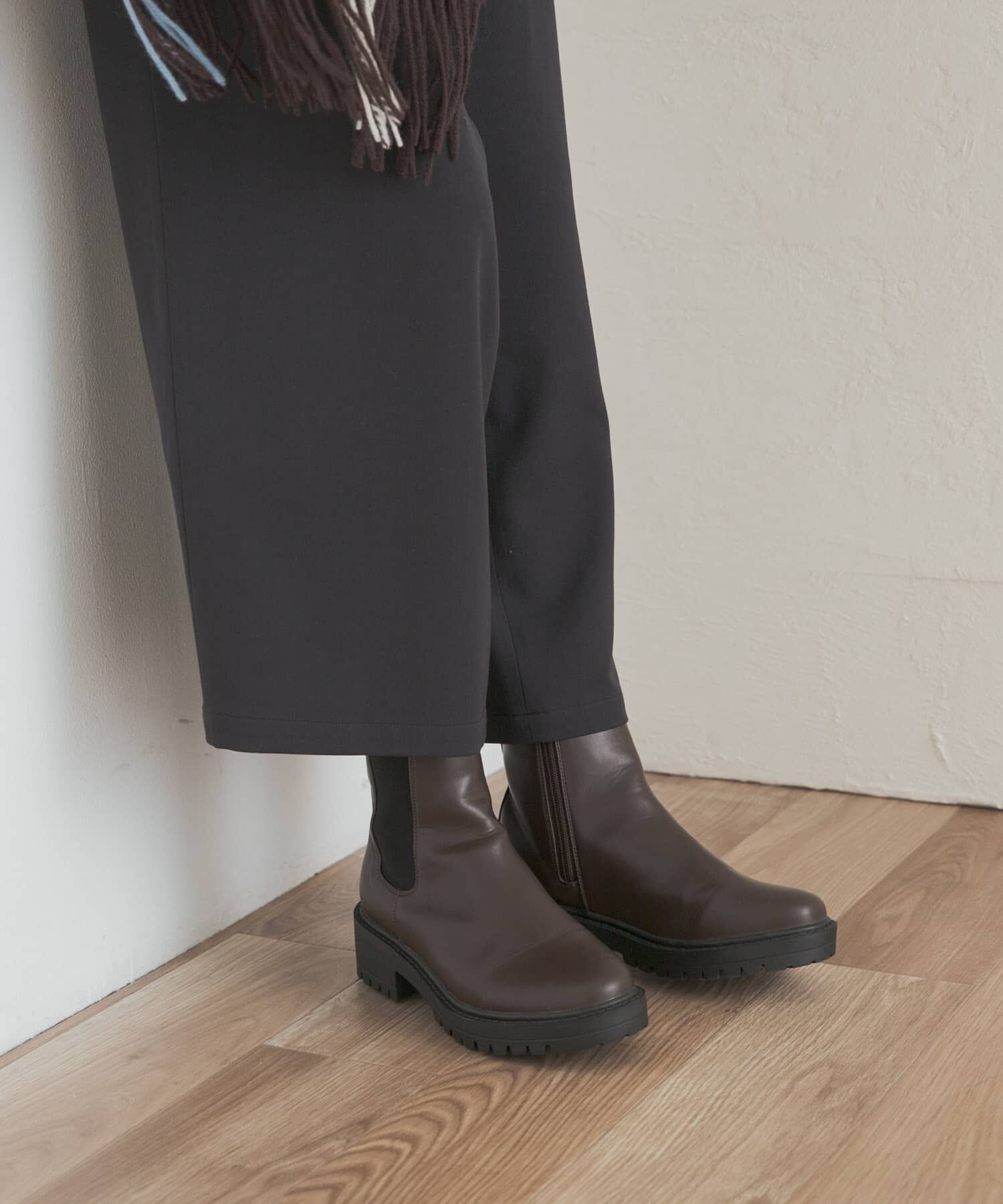 URBAN RESEARCH DOORS「『晴雨兼用』トラックソールブーツ」|ショートブーツ|