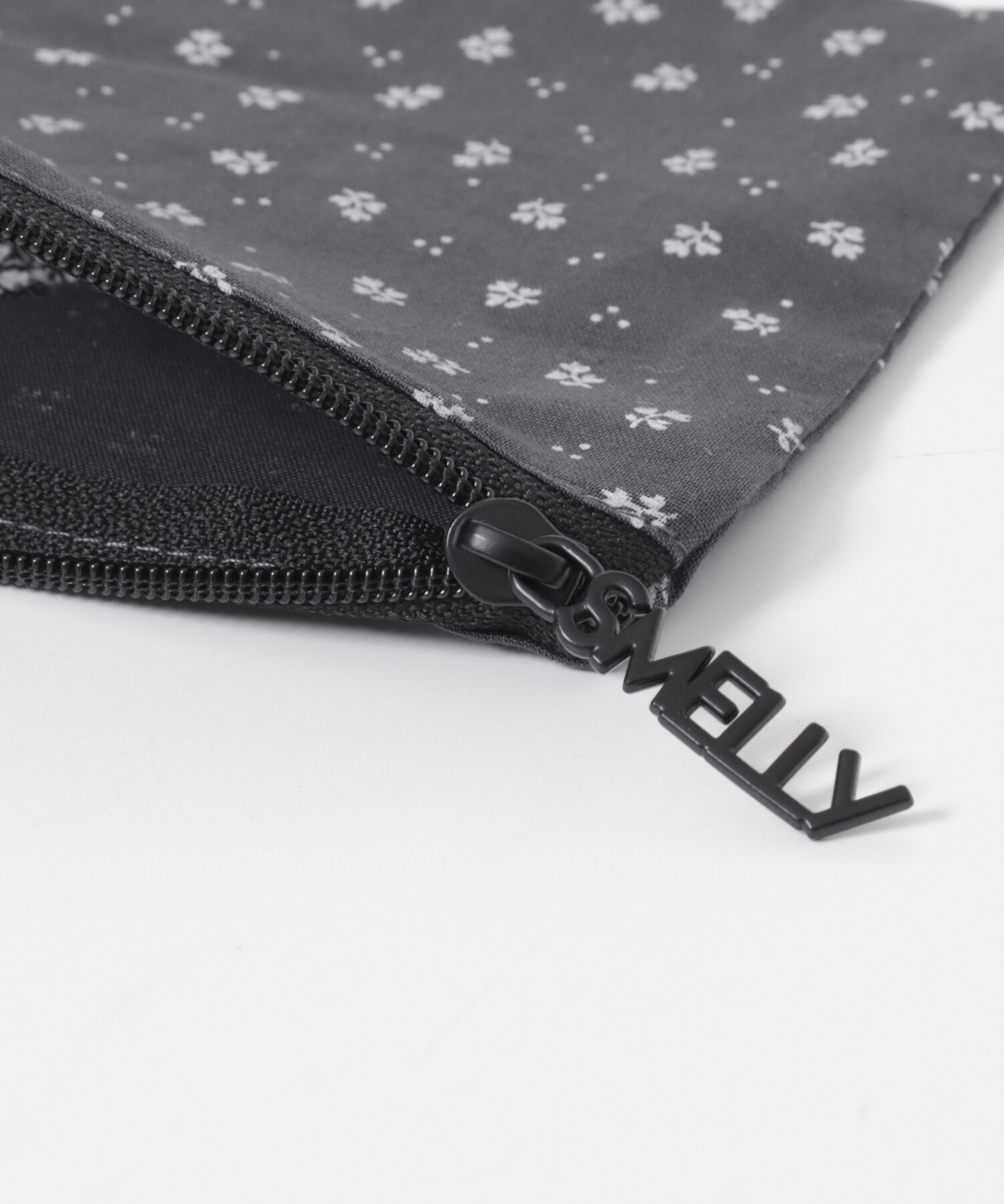 SMELLY「MELLYポーチS」|ポーチ|