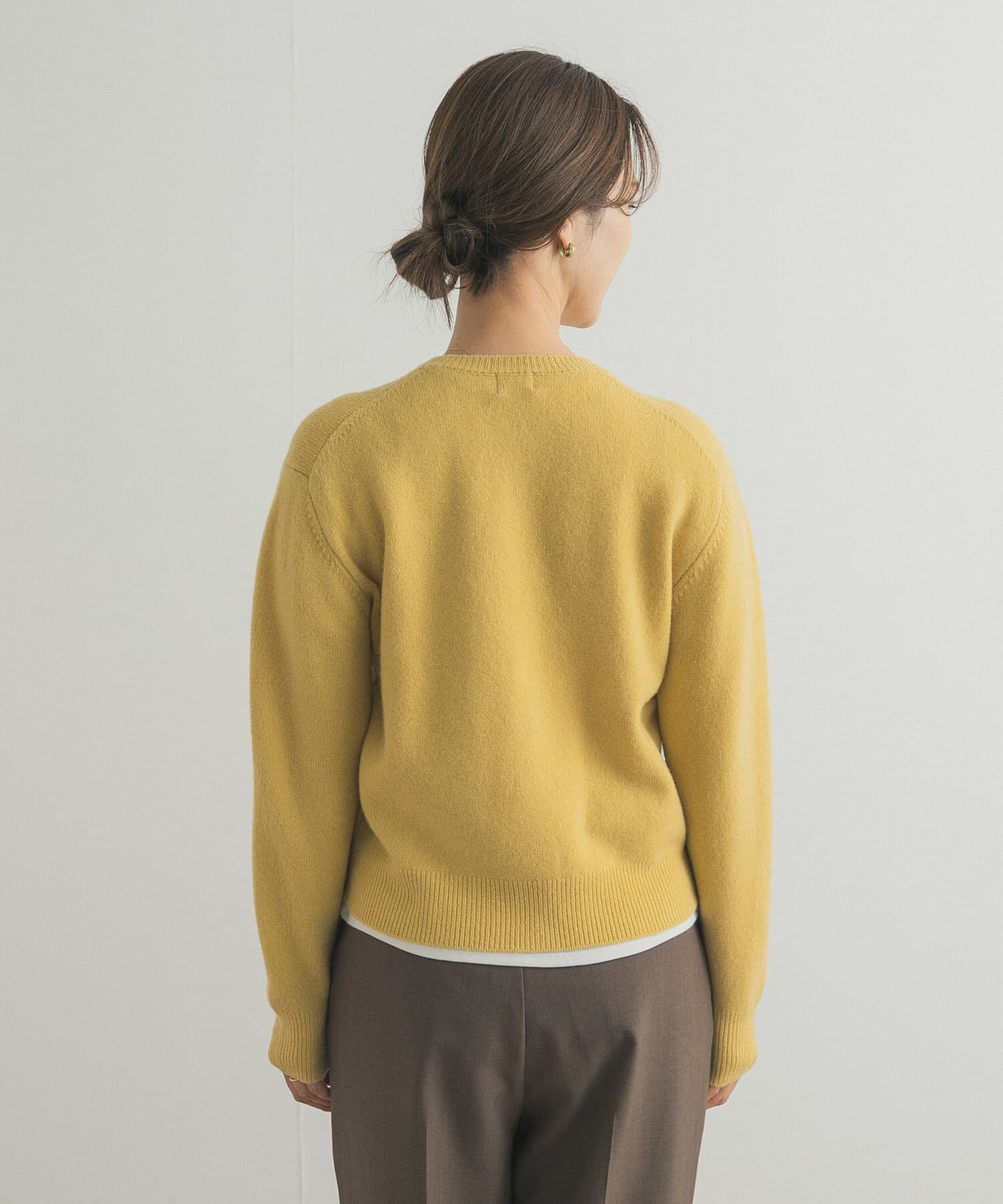 URBAN RESEARCH DOORS「ウールサテン釦コンパクトカーディガン」|カーディガン|