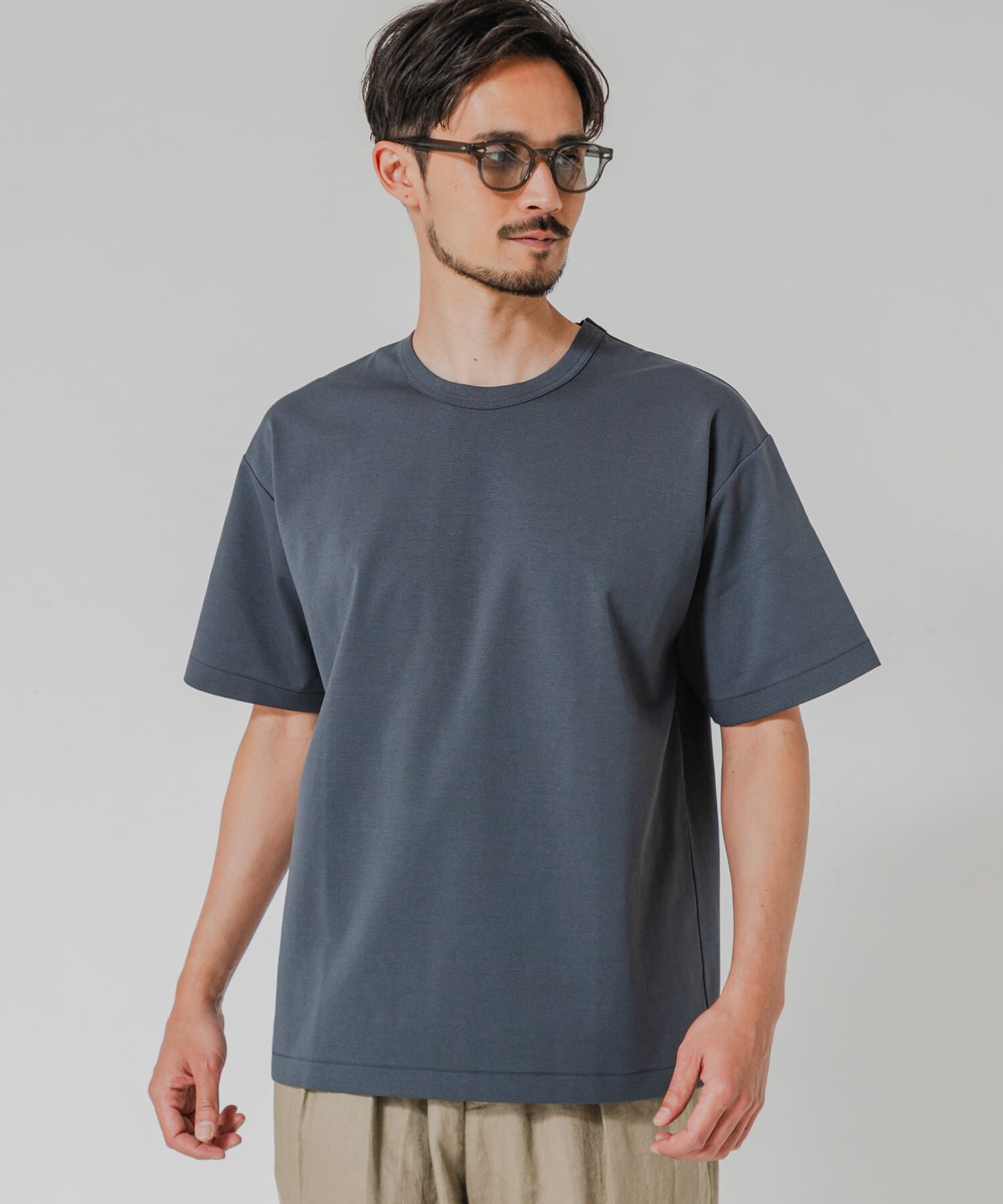 URBAN RESEARCH「防シワ接触冷感スムージーTシャツ」|Tシャツ・カットソー|チャコールグレー