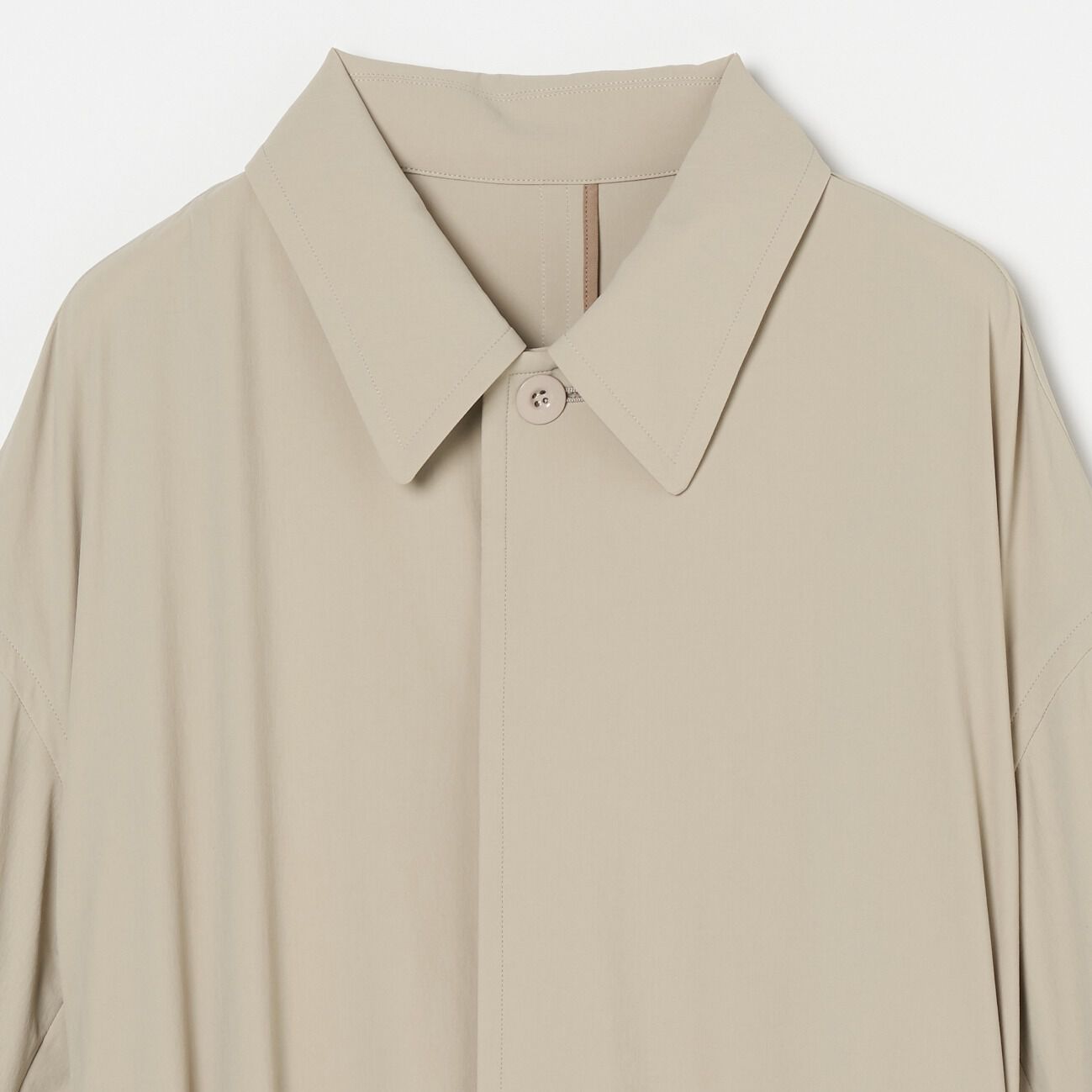 HELIOPOLE「HELIOPOLE ATHLEISURE SHEER CORT」|トレンチコート|