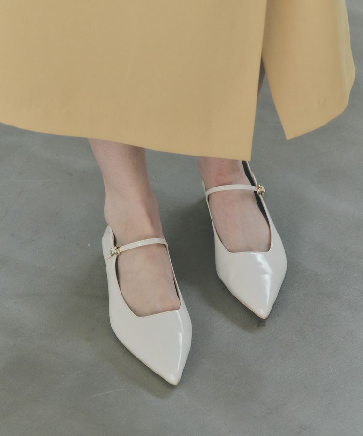 YECCA VECCA「メリージェーンストラップパンプス」|パンプス|