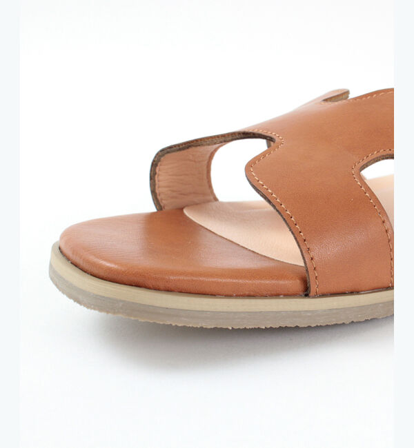 titivate「フラットスクエアサンダル」|サンダル|