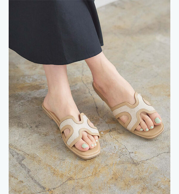 titivate「フラットスクエアサンダル」|サンダル|ナチュラル/ベージュ