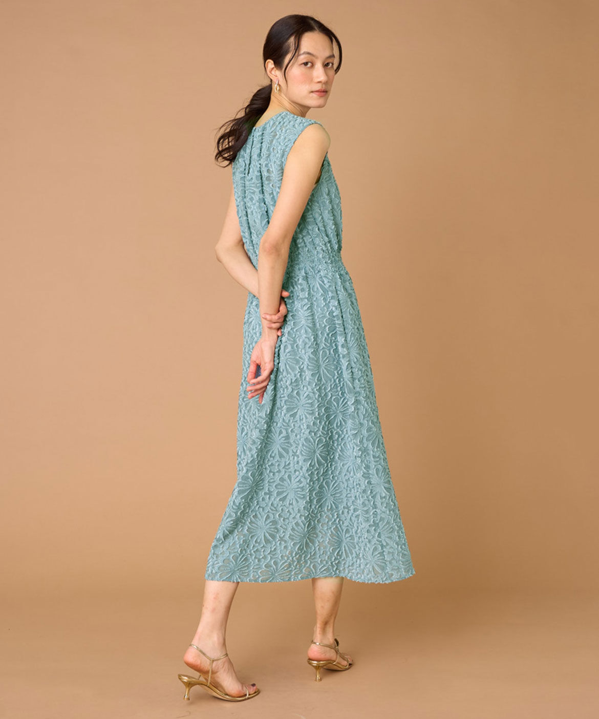 INED「フラワージャガードノースリーブワンピース」|ワンピース|