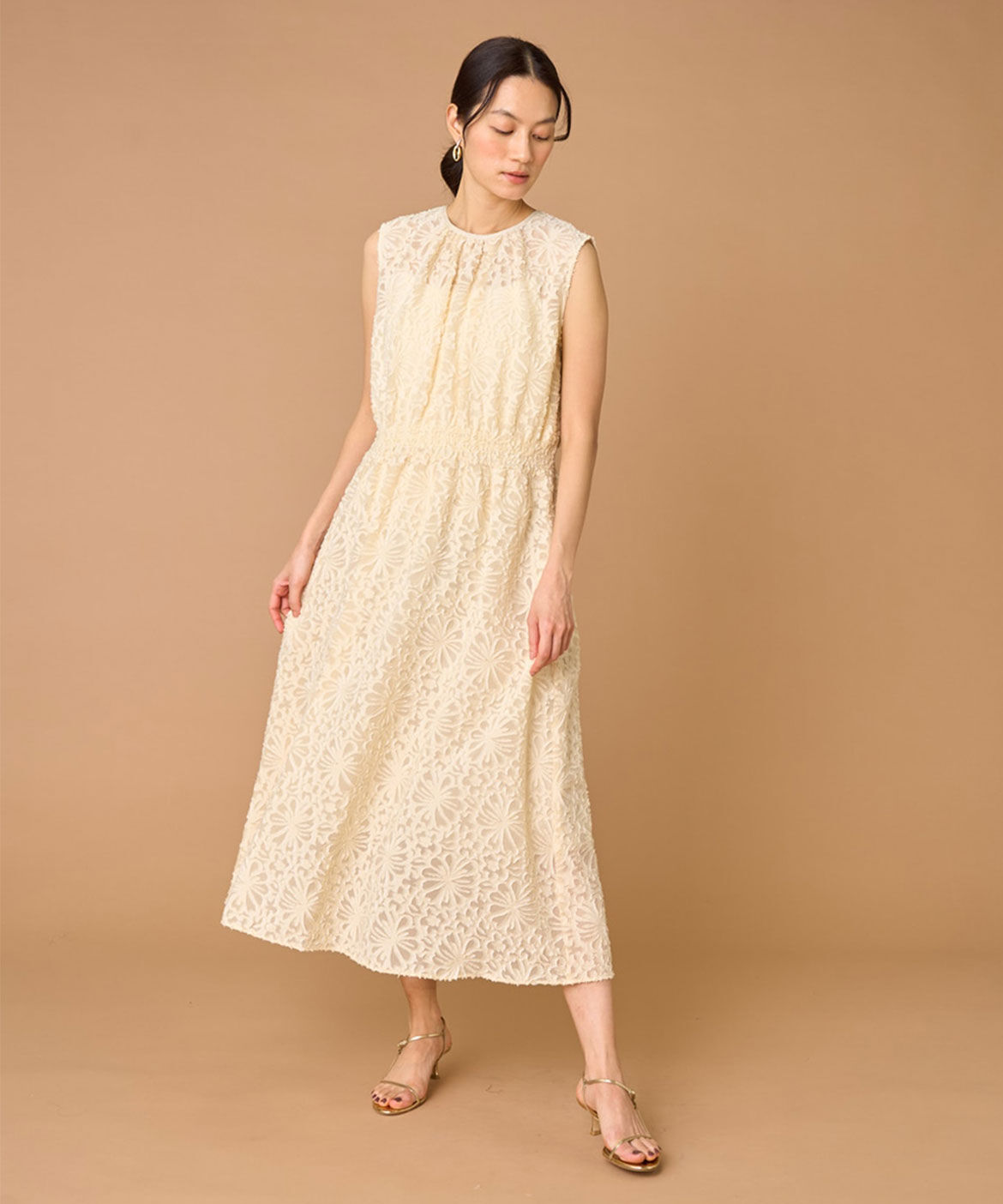 INED「フラワージャガードノースリーブワンピース」|ワンピース|