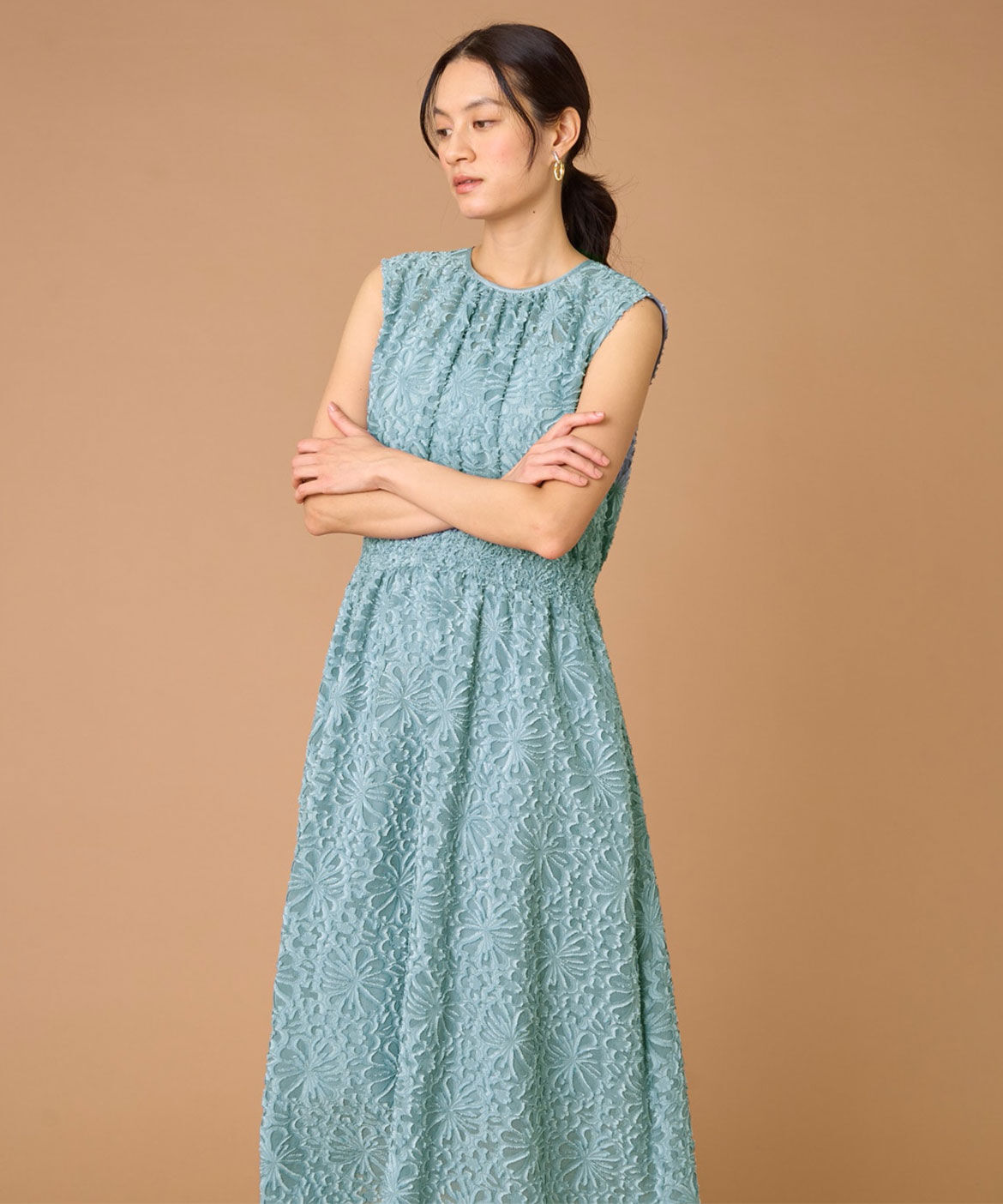 INED「フラワージャガードノースリーブワンピース」|ワンピース|