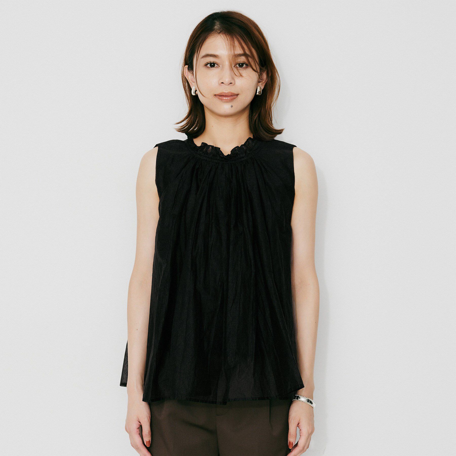 UNTITLED「【MARILYN MOON】シアースターチドコットンギャザーブラウス」|シャツ・ブラウス|