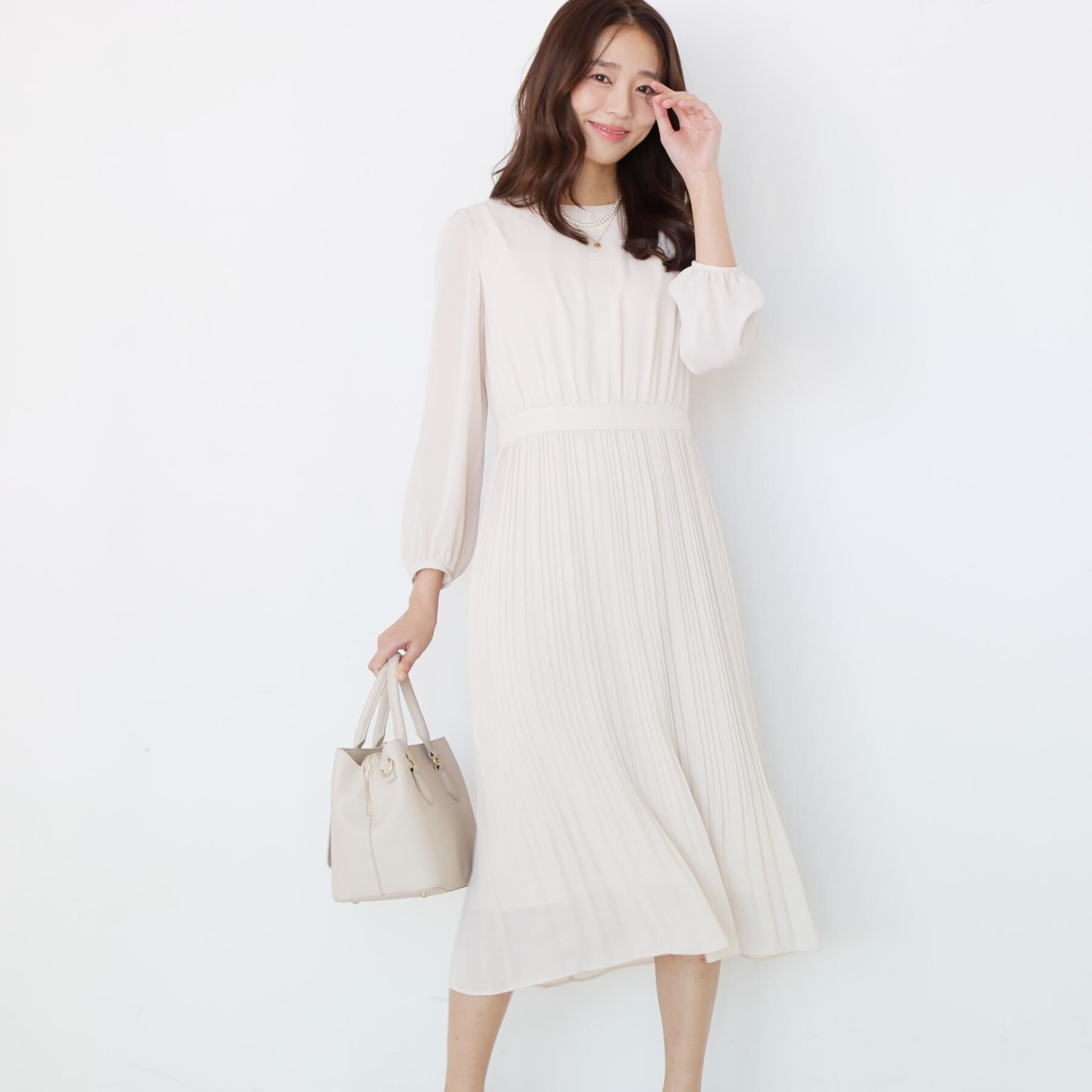 COUP DE CHANCE「【洗える/セレモニー】プリーツワンピース」|ワンピース|グレージュ(050)