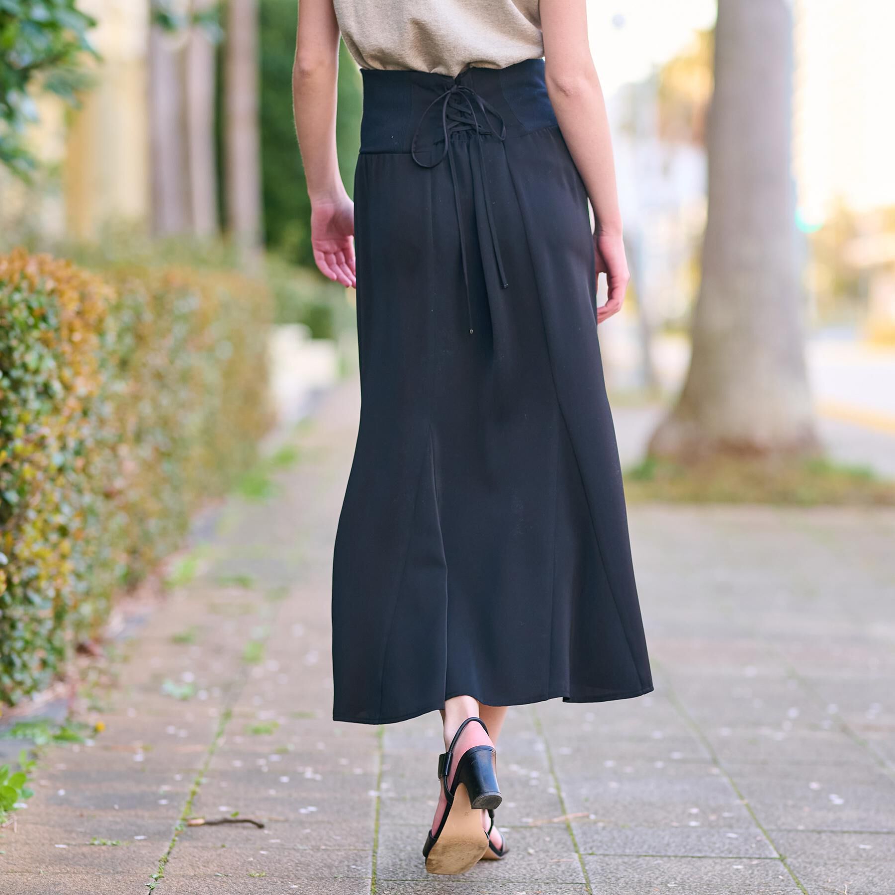 DRESSTERIOR「バックストラップマーメイドスカート」|スカート|