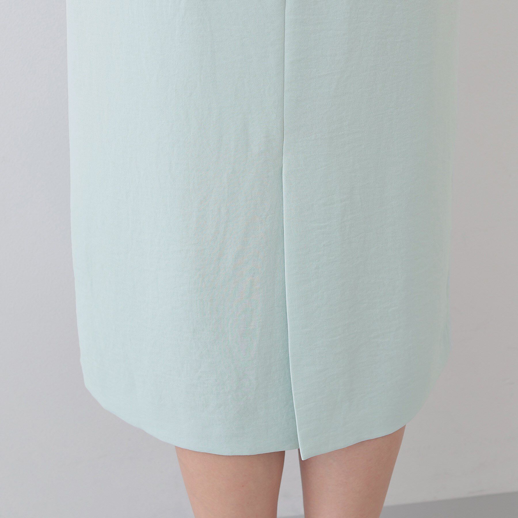 INDIVI「【着る日傘/遮熱/UVケア】ベルト付ストレートラインスカート」|スカート|