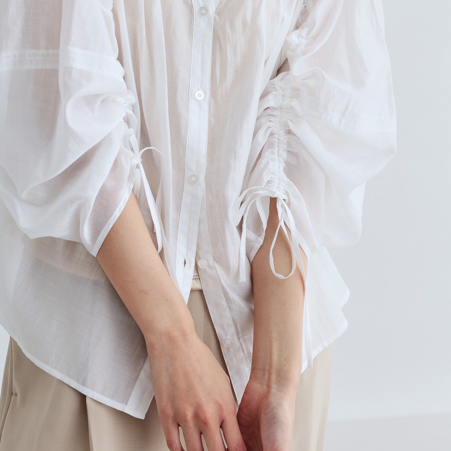 GALLEST「袖シャーリングシアーローンブラウス」|シャツ・ブラウス|