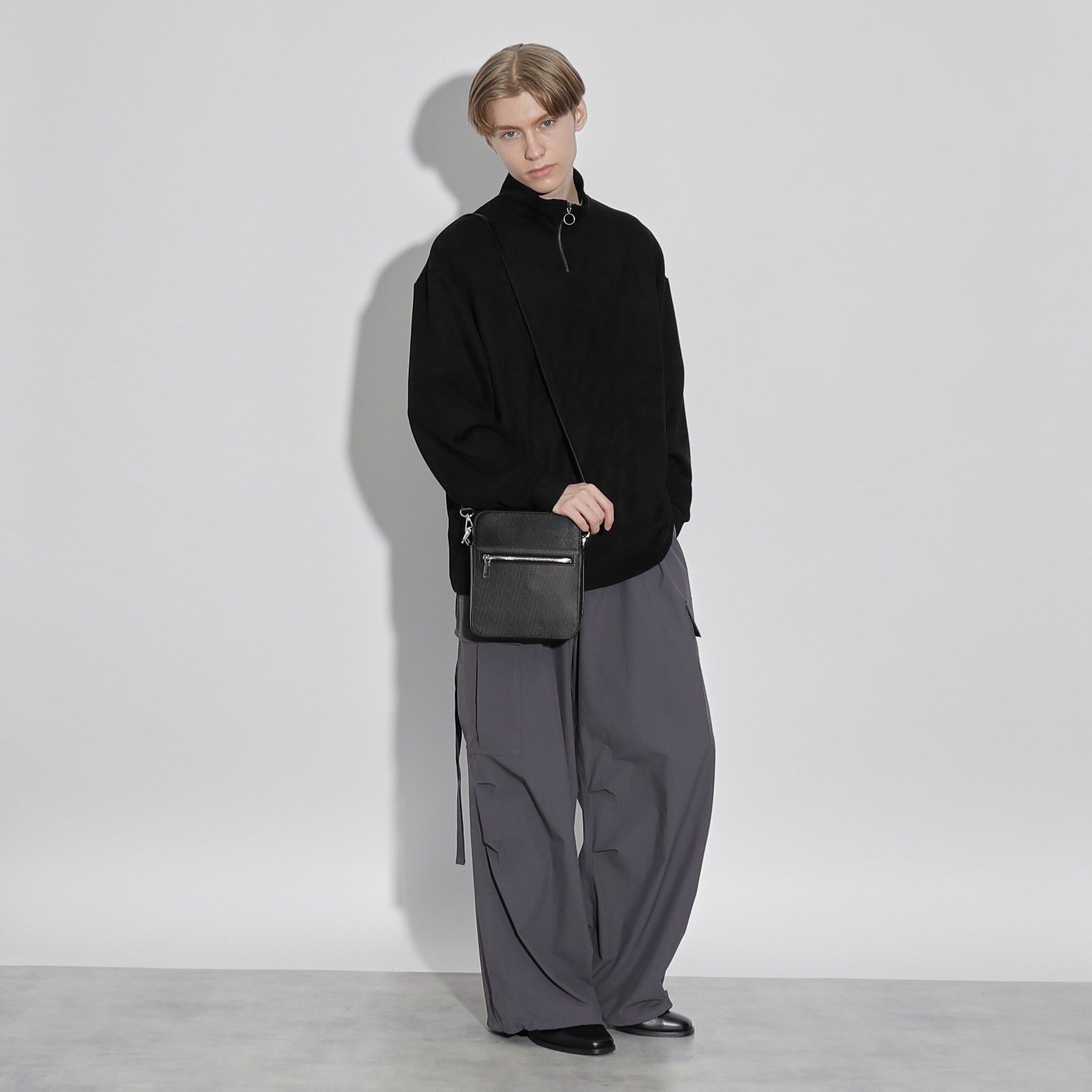 tk.TAKEO KIKUCHI「バイカラースクエアボックスショルダーバッグ」|ショルダー・メッセンジャー|