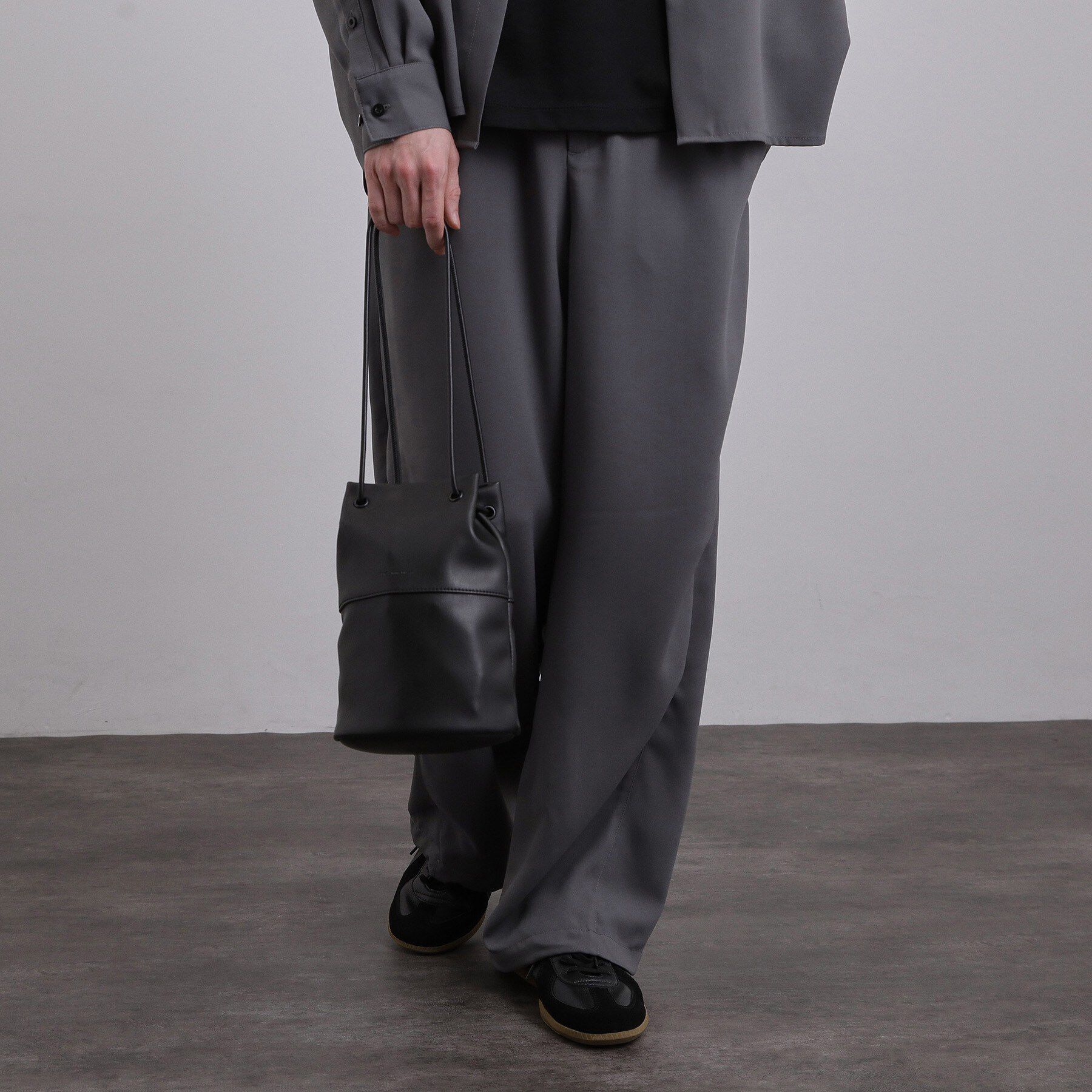 tk.TAKEO KIKUCHI「【2WAY】巾着ショルダーバッグ」|ショルダー・メッセンジャー|ブラック(019)