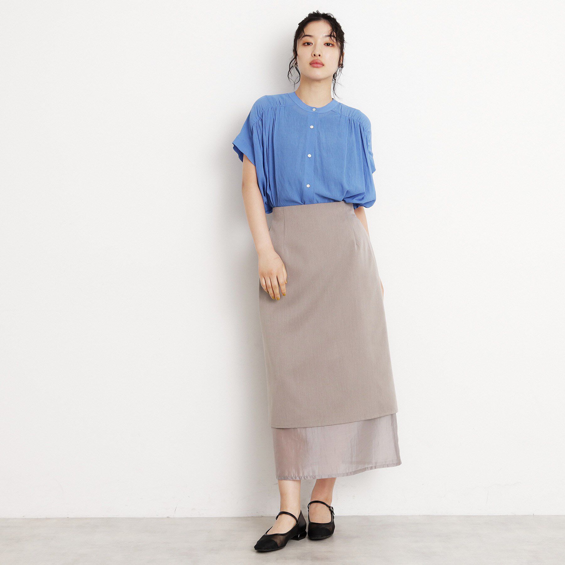 THE SHOP TK「麻調シアーフリルギャザーブラウス【洗える】」|シャツ・ブラウス|